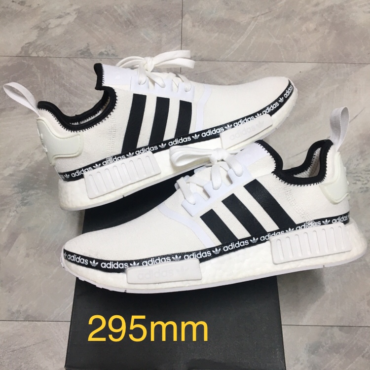 Adidas NMD R1 Logo Strip Cloud White 착용 스타일