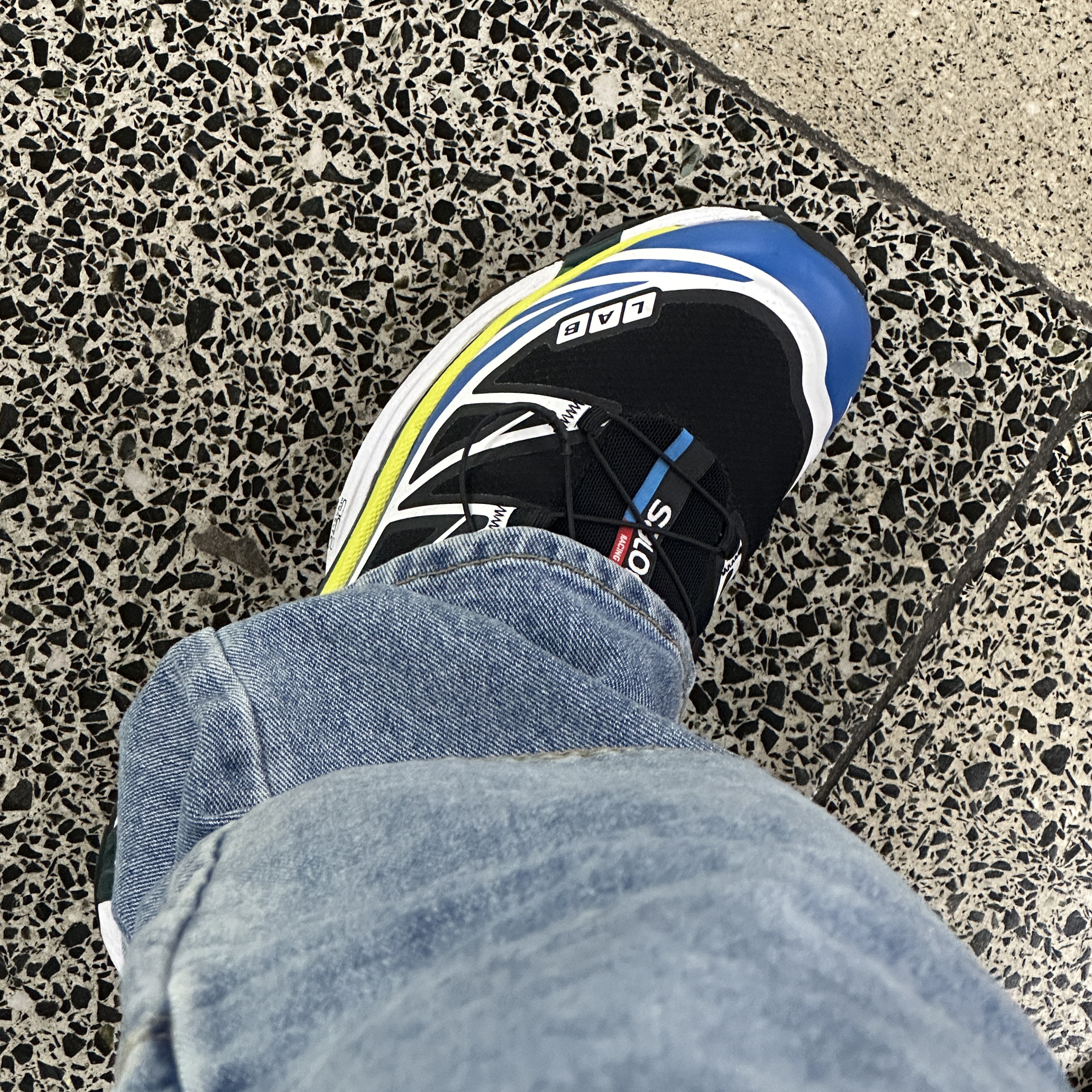 Salomon S/LAB XT-6 Softground ADV Black Snorkel Blue 착용 스타일