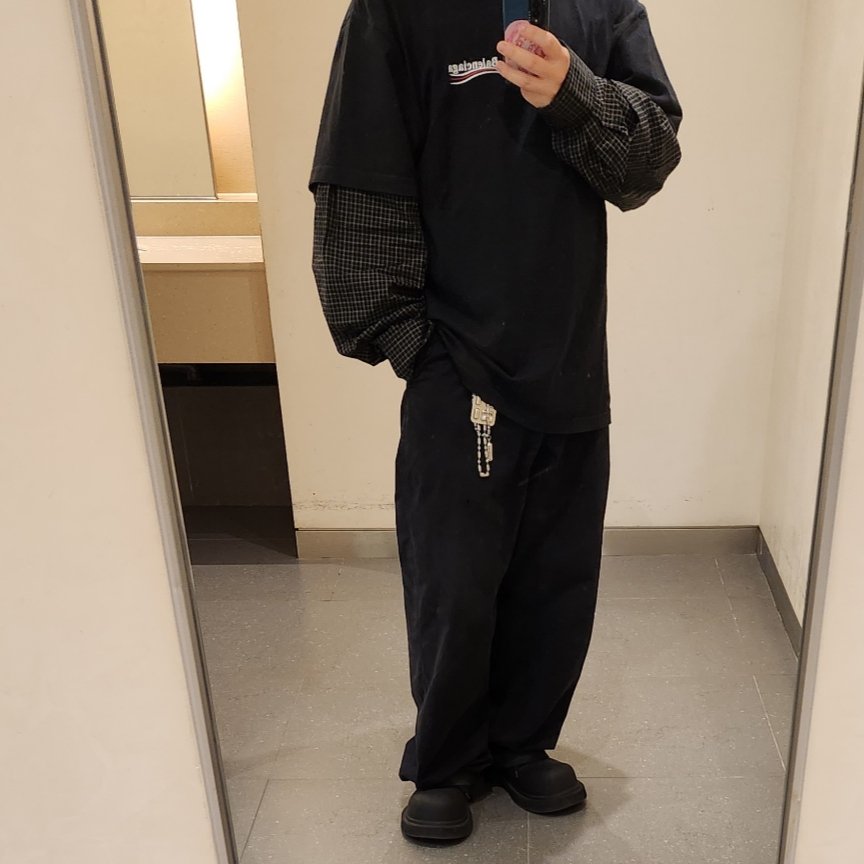 Balenciaga Minimal Cargo Pants Black, Balenciaga Steroid Derby Black 착용 스타일