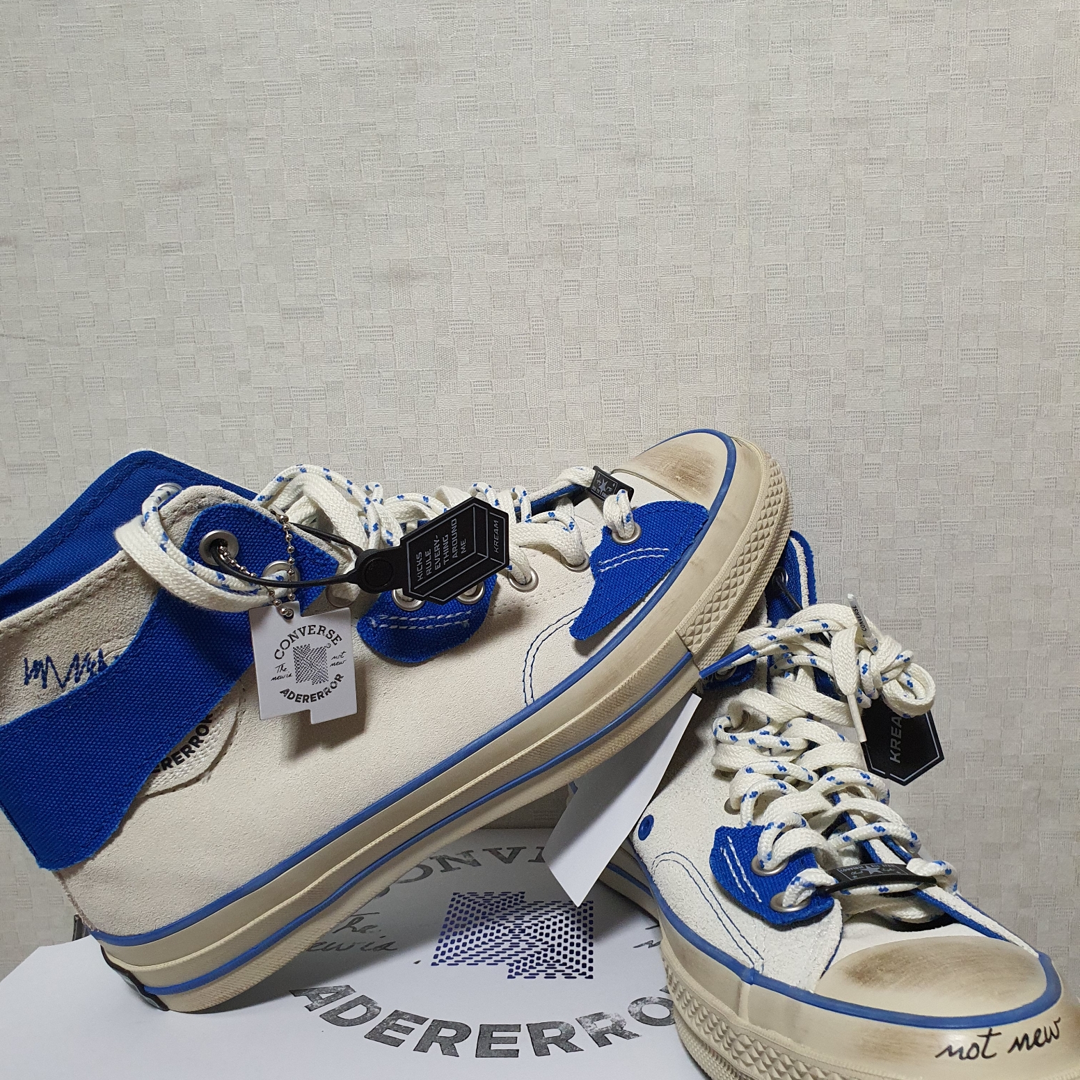 Converse x Ader Error Chuck 70 High White 착용 스타일 - 1