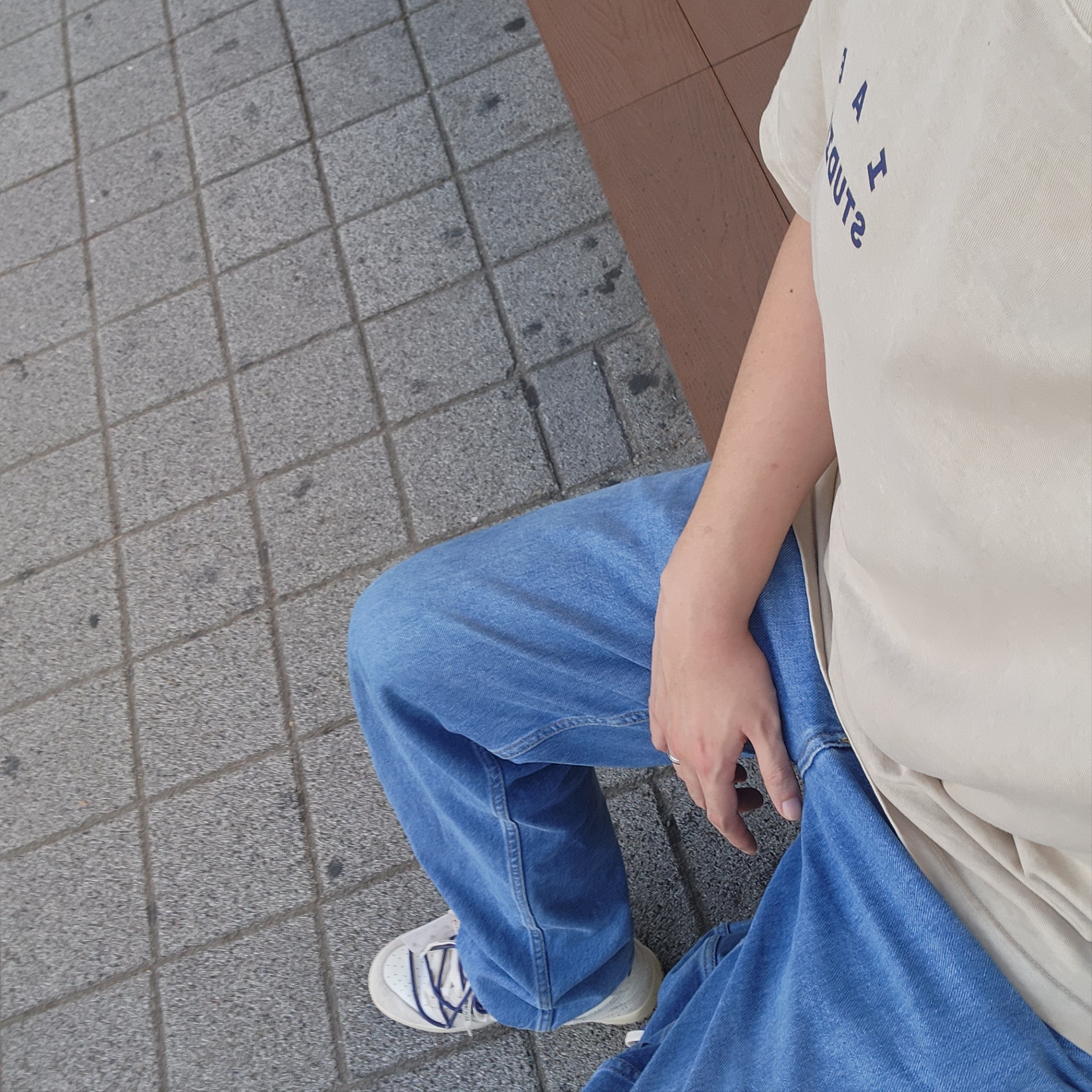 Nike x Off-White Dunk Low The 50 - Lot 18, IAB Studio Pigment T-Shirt Oatmeal 착용 스타일