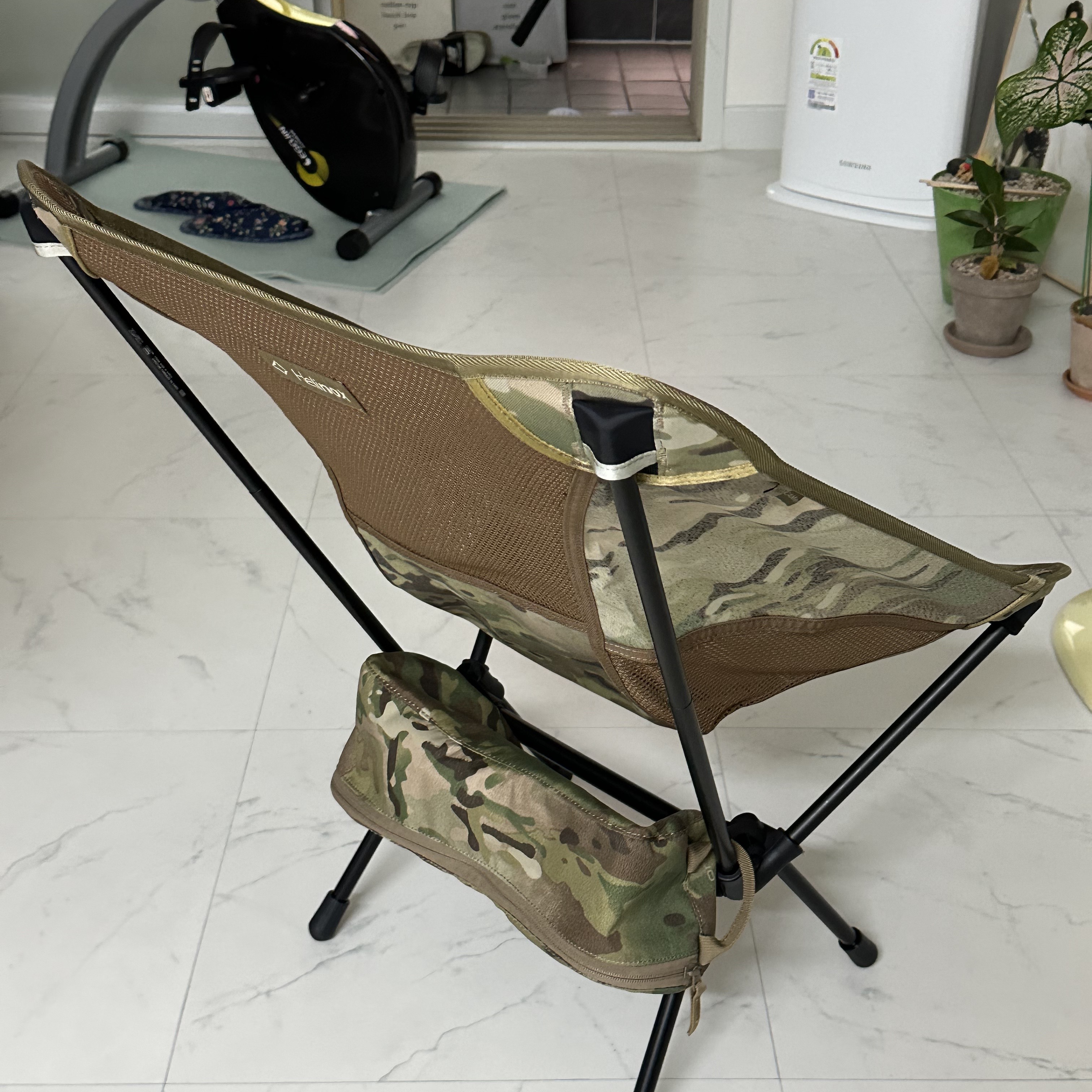 Helinox Chair One Multicam 착용 스타일 - 2