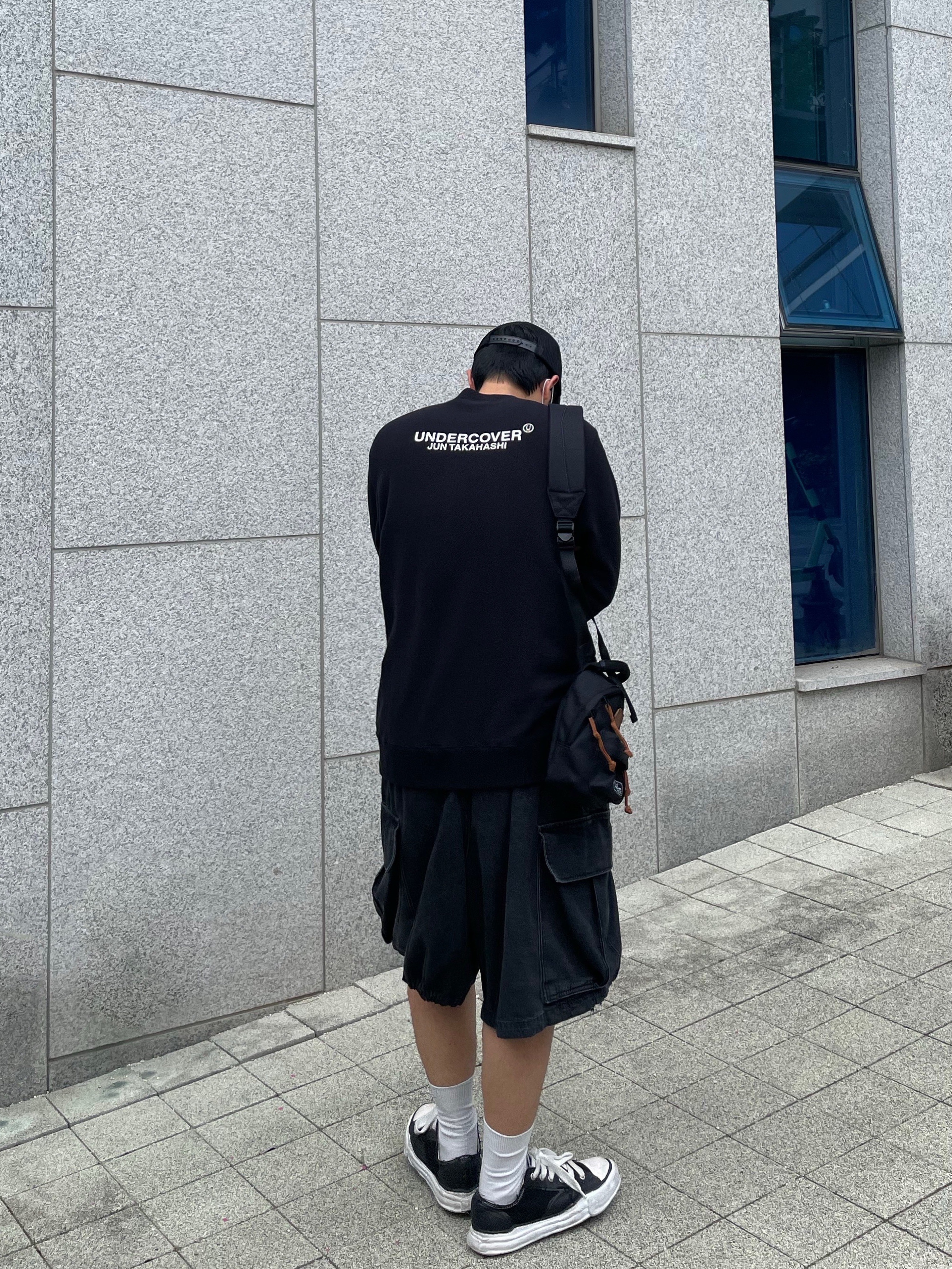 Maison Mihara Yasuhiro Peterson OG Sole Canvas Low Sneakers Black 착용 스타일 - 2