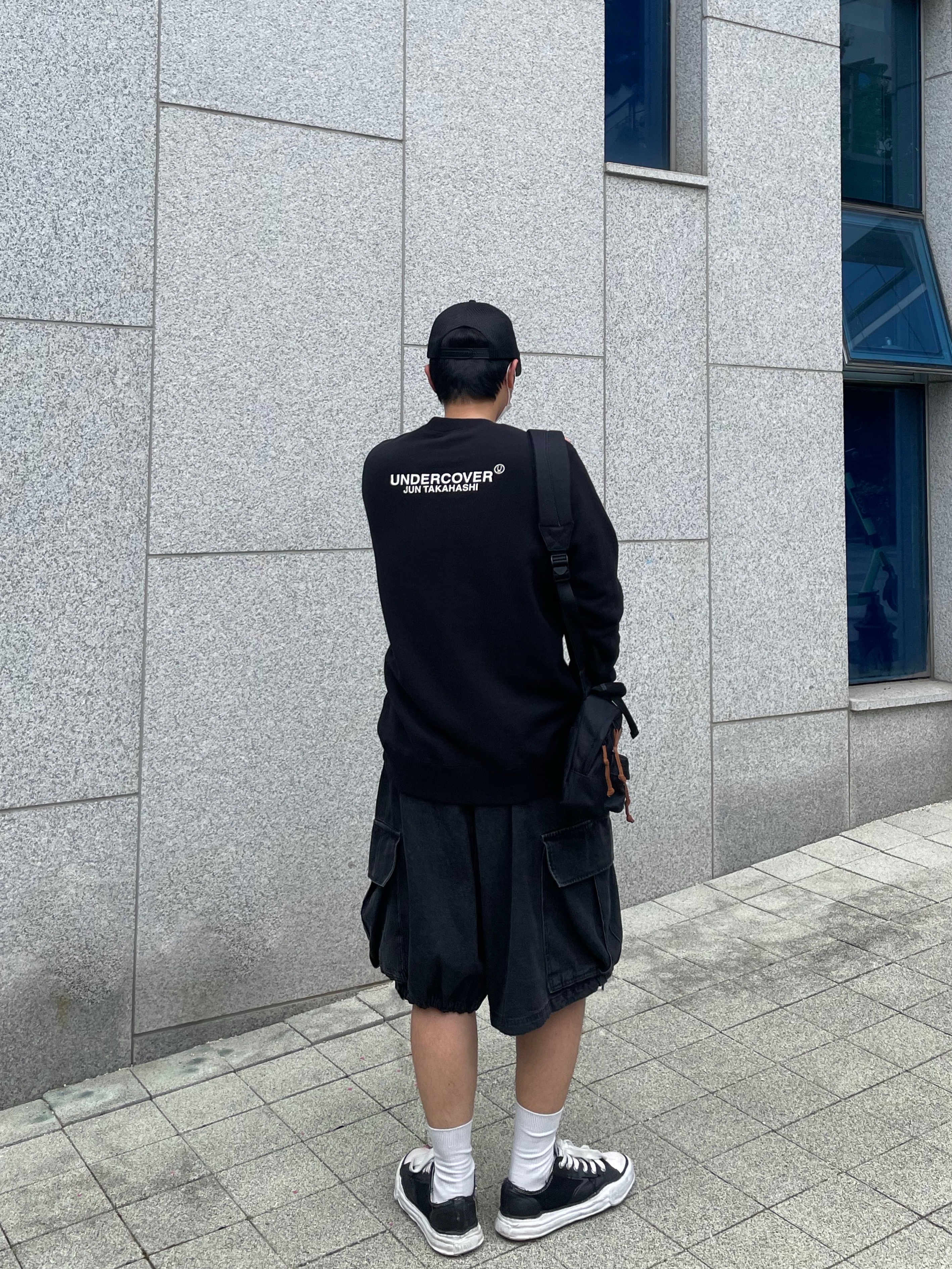 Maison Mihara Yasuhiro Peterson OG Sole Canvas Low Sneakers Black 착용 스타일 - 3