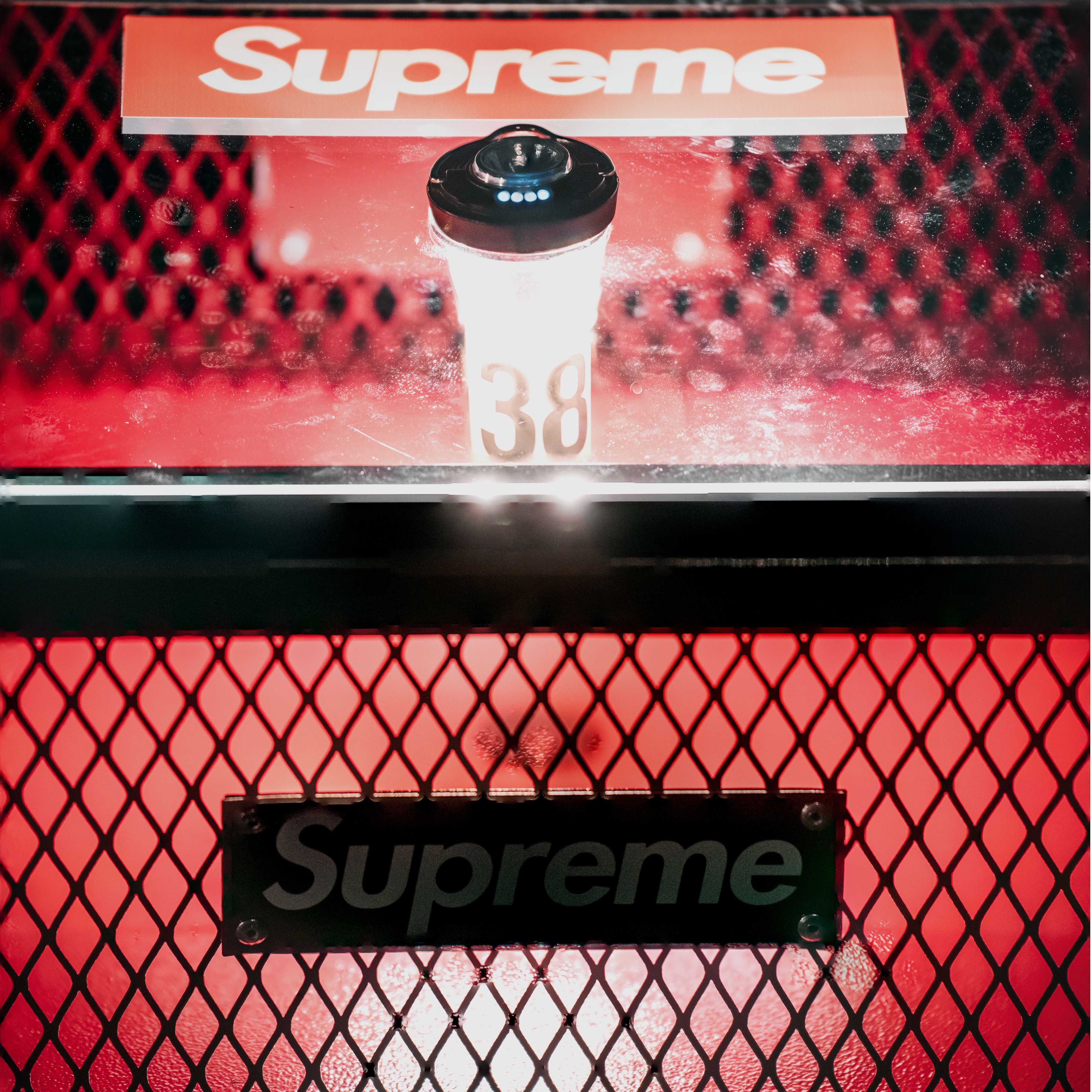 Supreme x Coleman Charcoal Grill Red - 23SS, Snow Peak Takibi My Table 착용 스타일 - 3