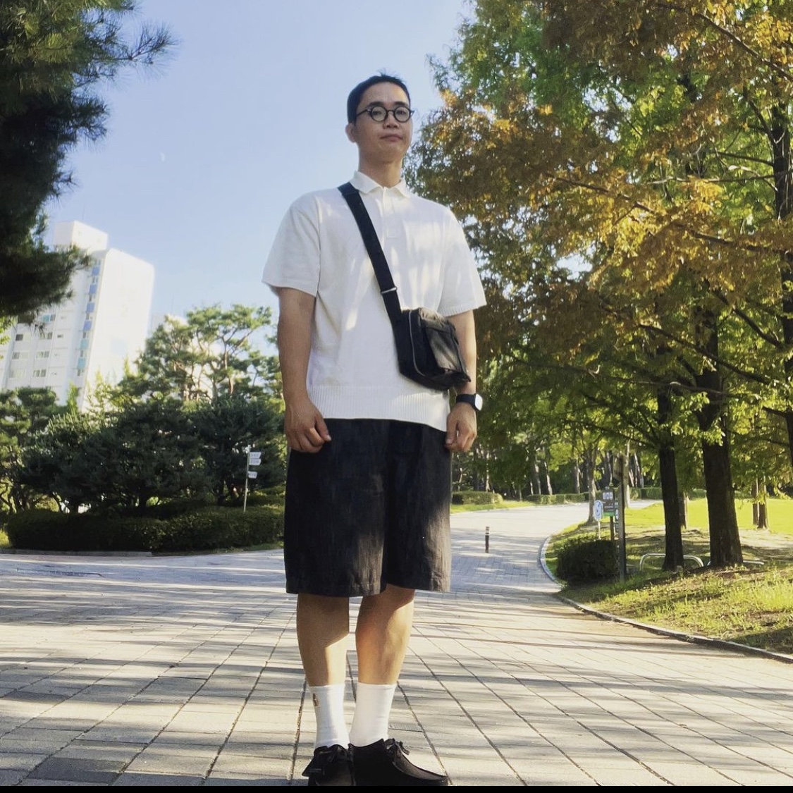 Porter Tanker Shoulder Bag S Black, Clarks Wallabee Black Suede 착용 스타일 - 1