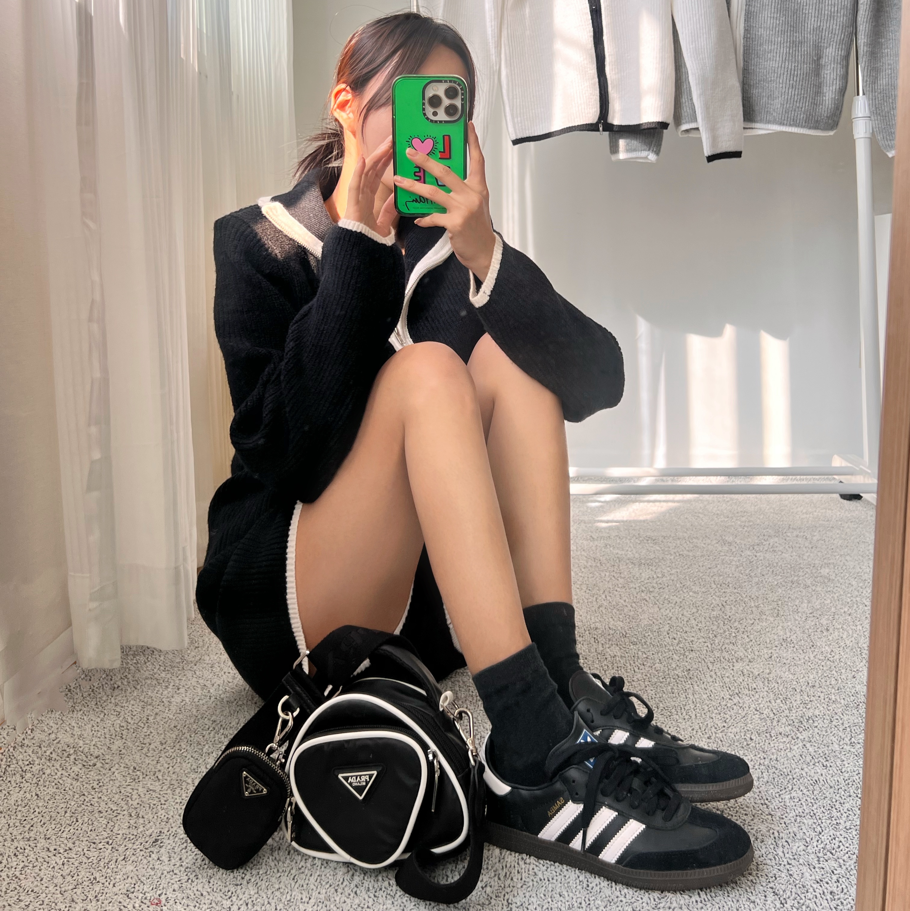 Adidas Samba OG Black White Gum 착용 스타일