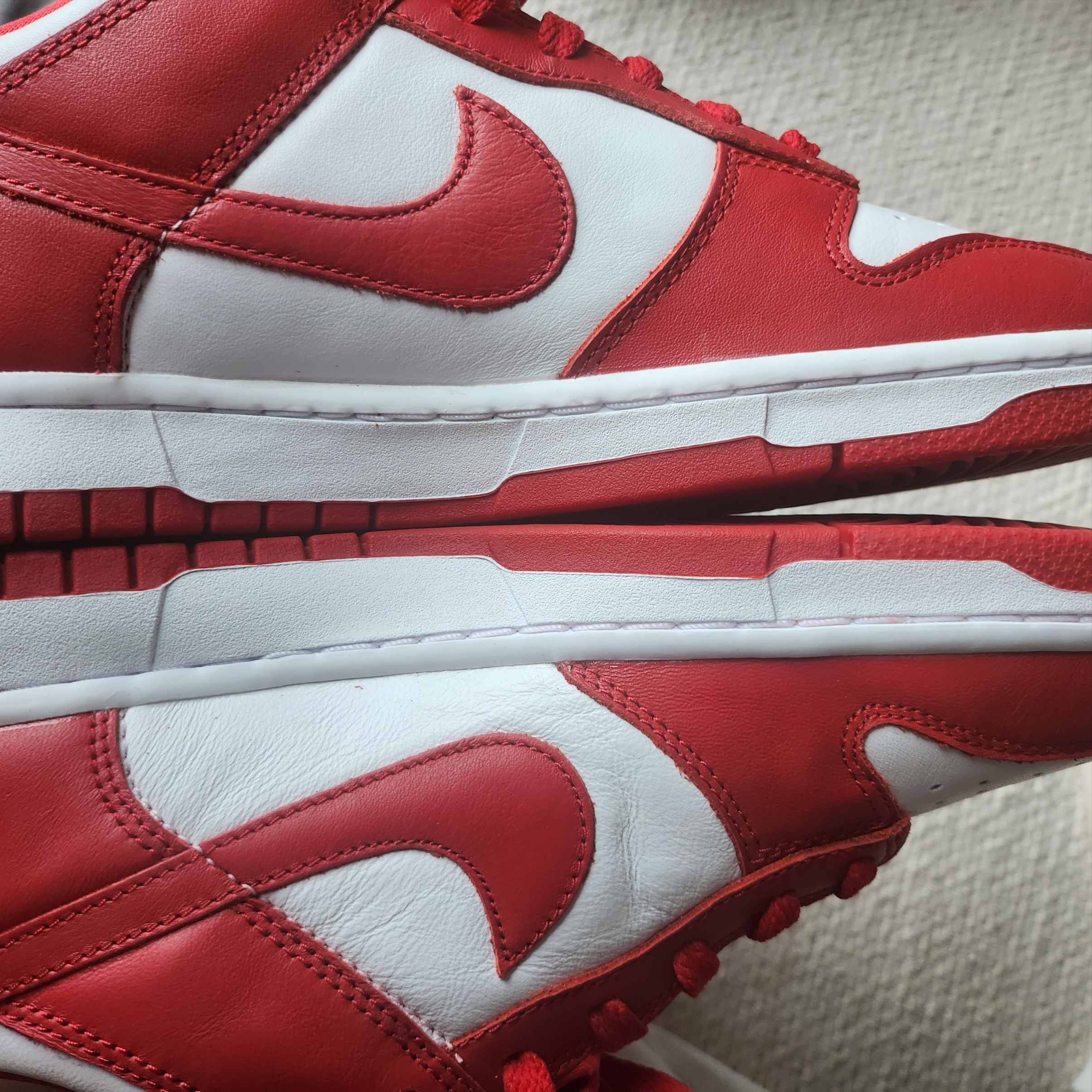 Nike Dunk Low SP White and University Red 2023 착용 스타일