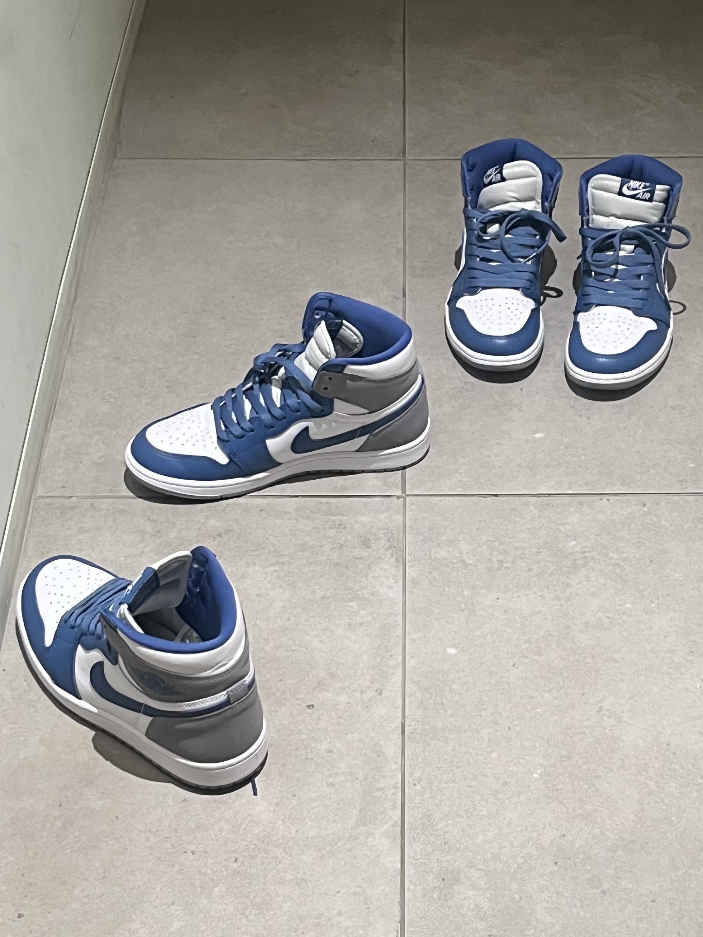 Jordan 1 Retro High OG True Blue 착용 스타일 - 4