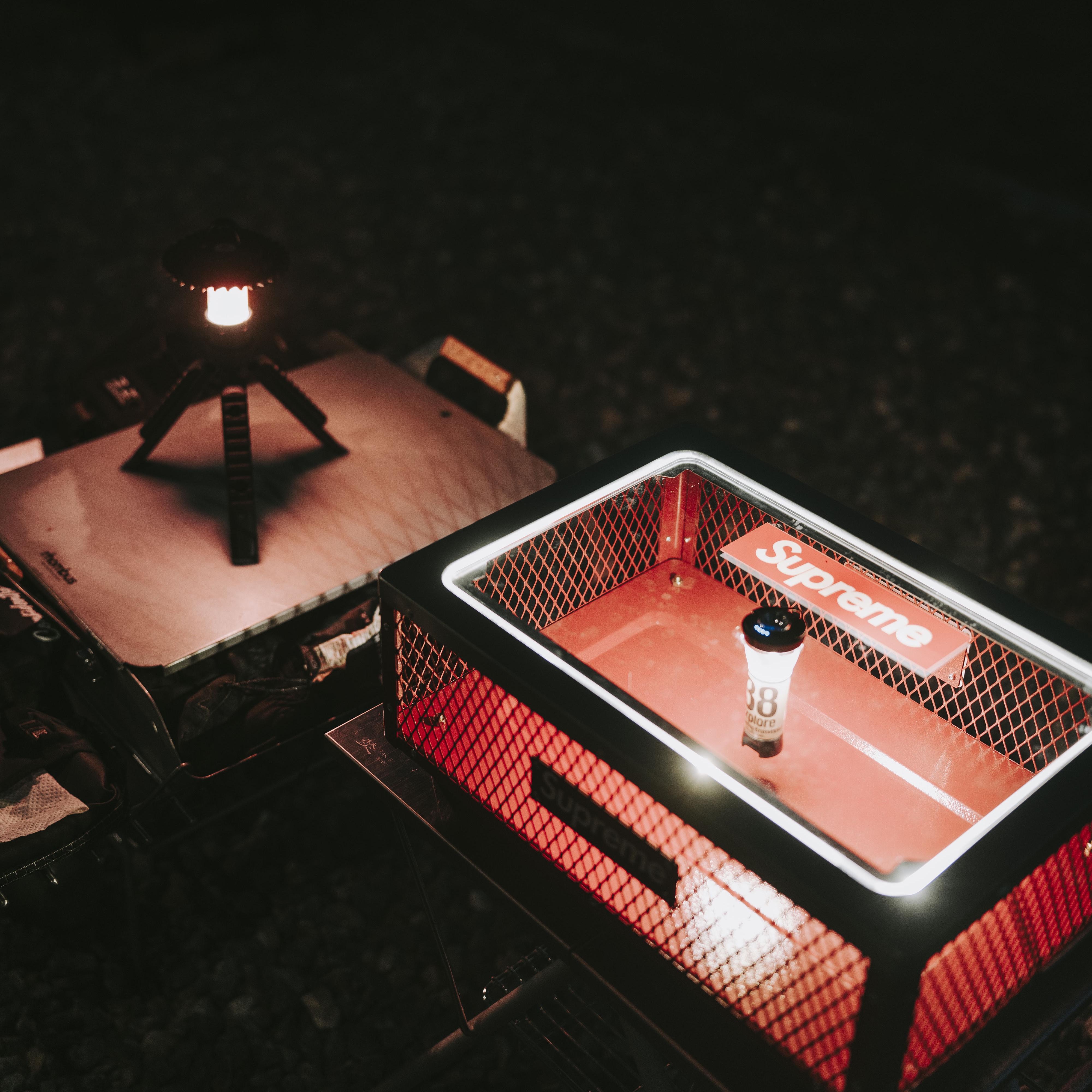 Supreme x Coleman Charcoal Grill Red - 23SS, Snow Peak Takibi My Table 착용 스타일 - 2