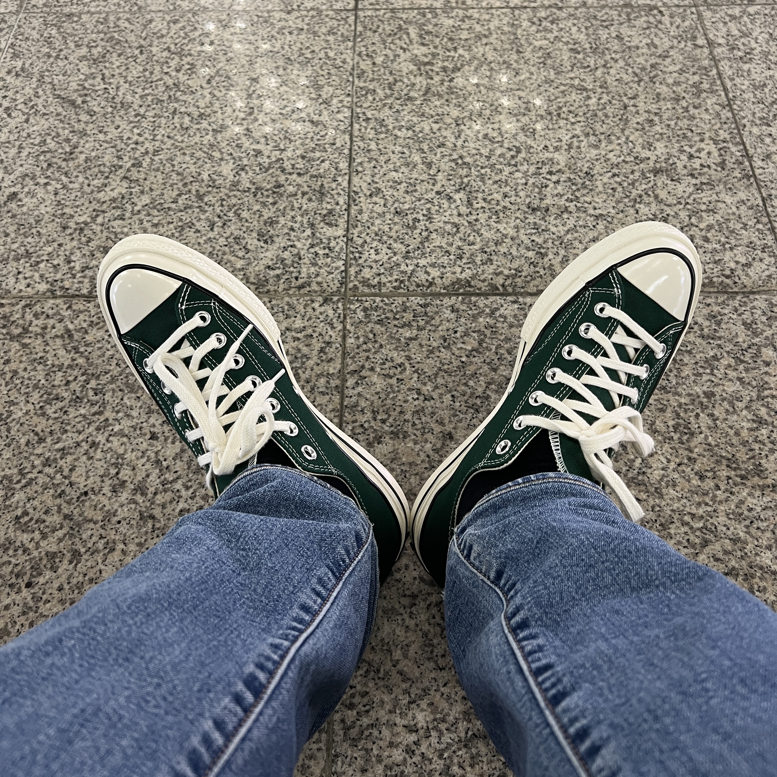 Converse Chuck 70 Ox Midnight Clover 착용 스타일