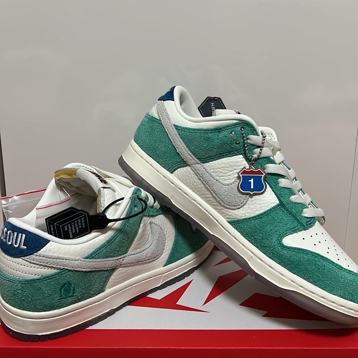 Nike x Kasina Dunk Low Road Sign - Kasina Exclusive 착용 스타일