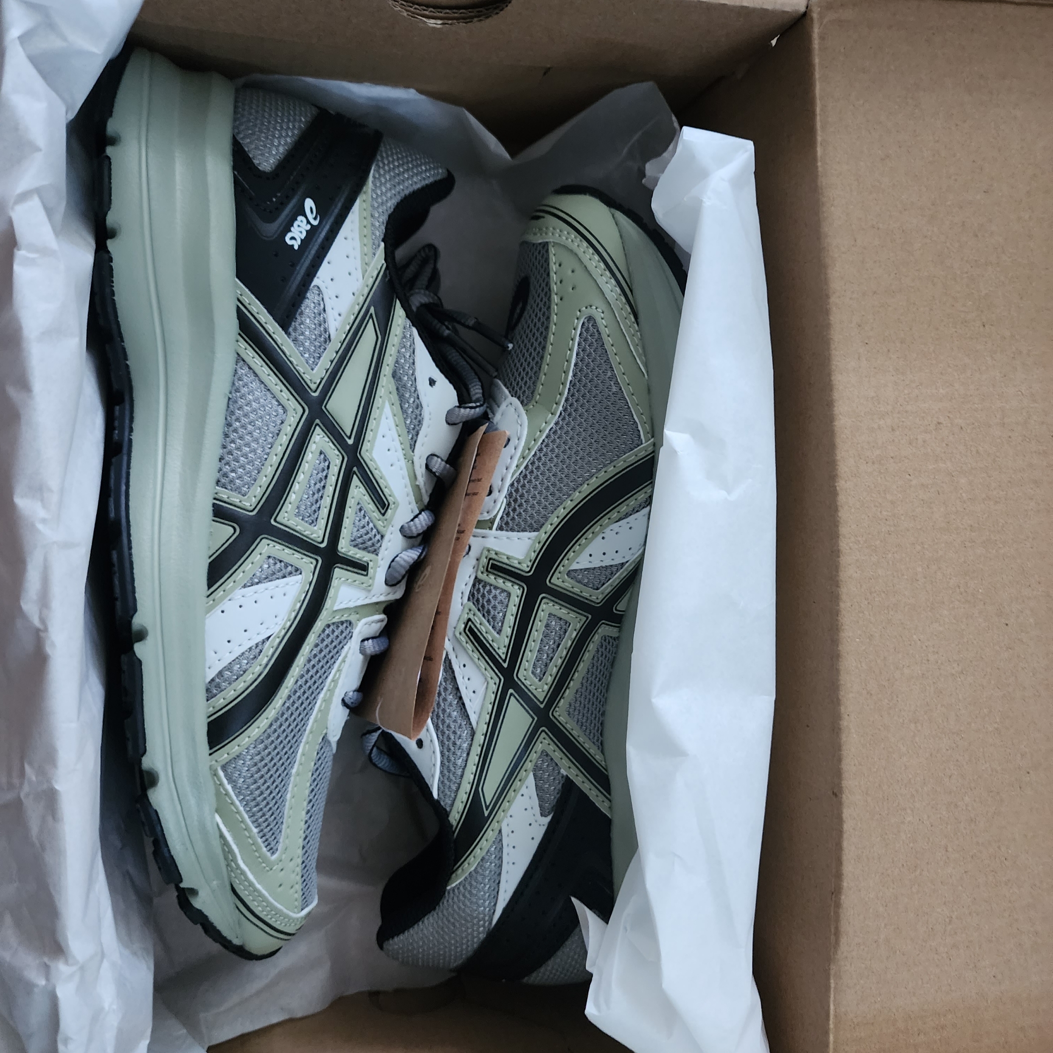 Asics Jog 100 S Sheet Rock - 2E Wide 착용 스타일