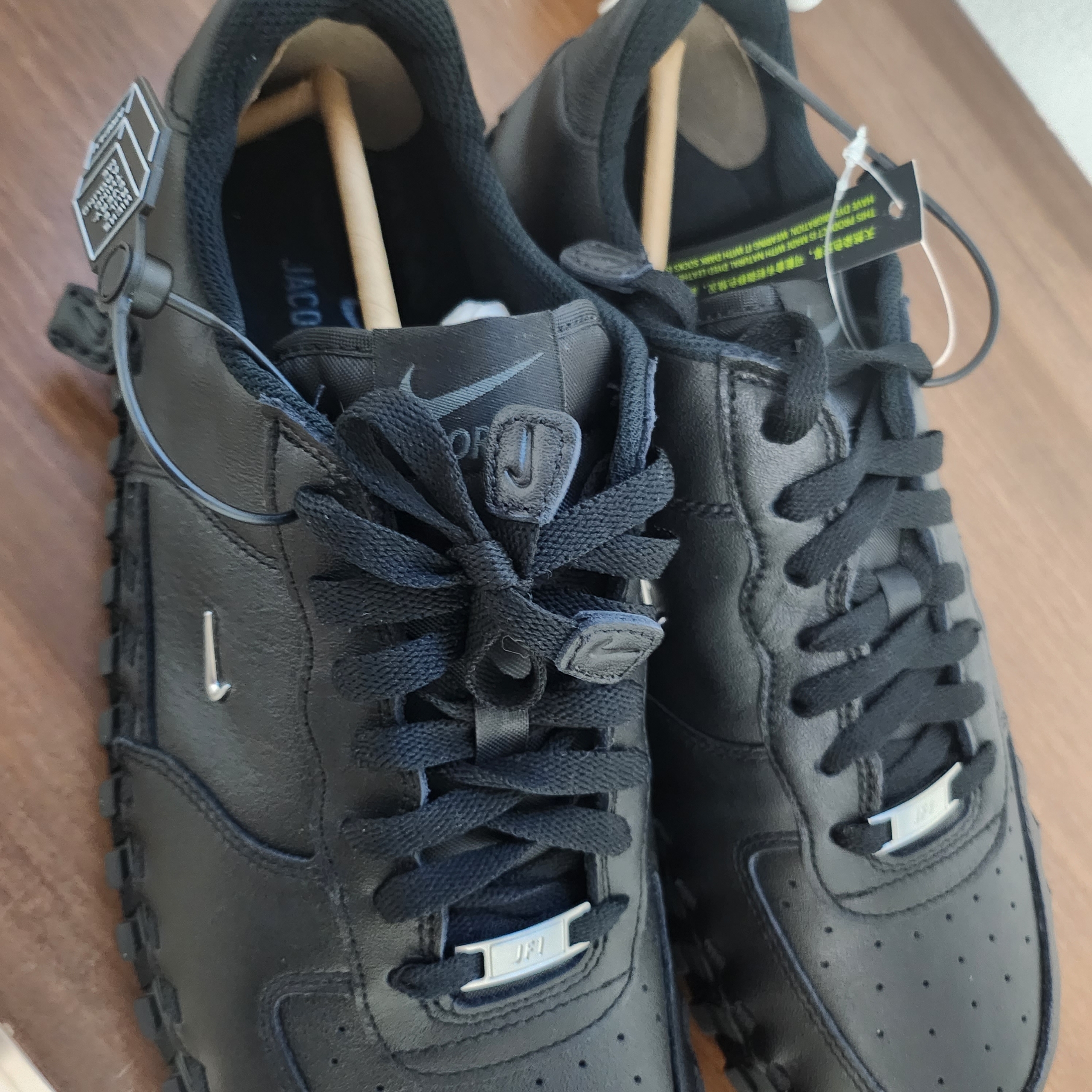 Nike x Jacquemus J Force 1 Low LX SP Black 착용 스타일