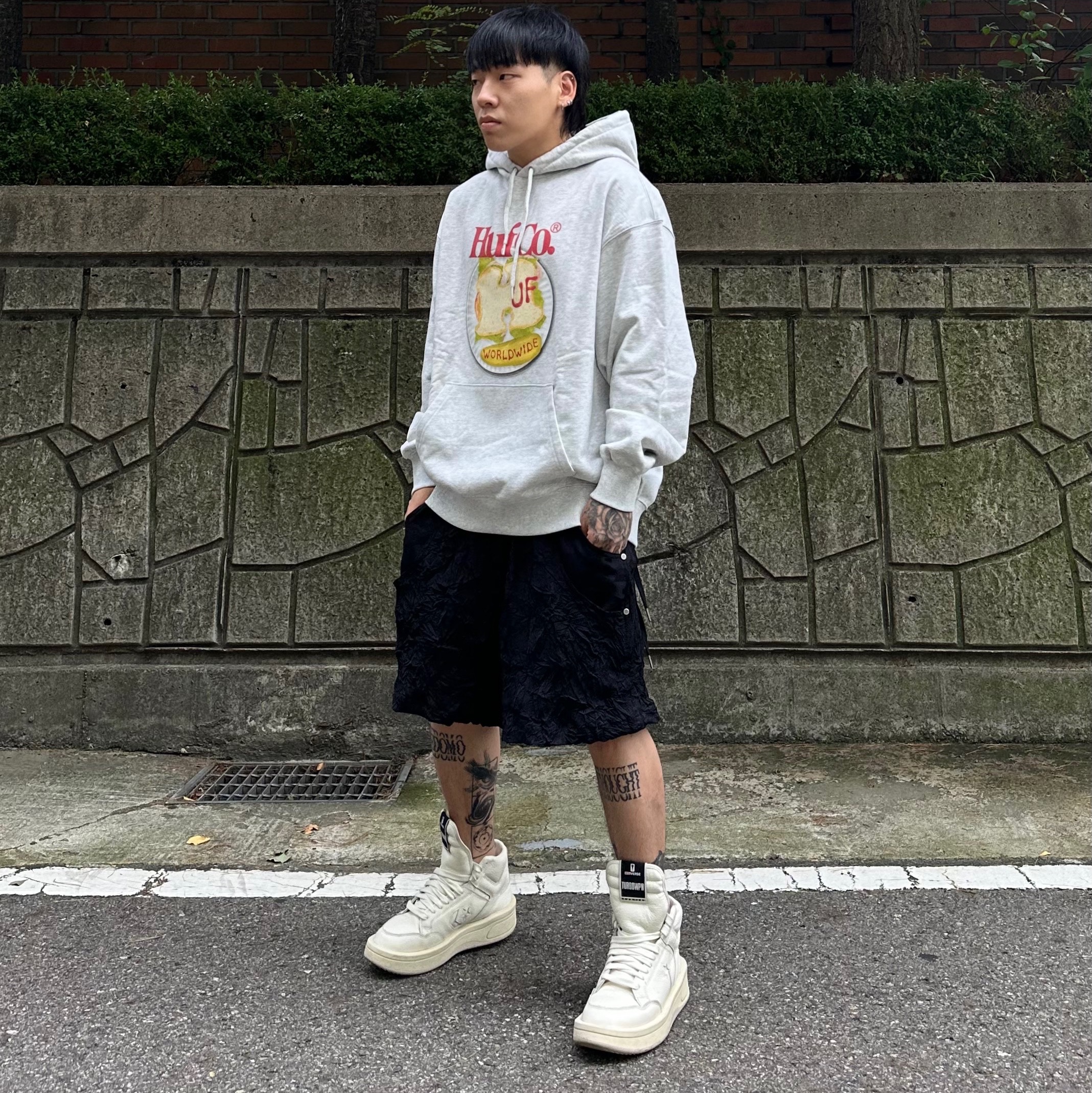 Converse x Drkshdw Turbowpn Egret 착용 스타일 - 3