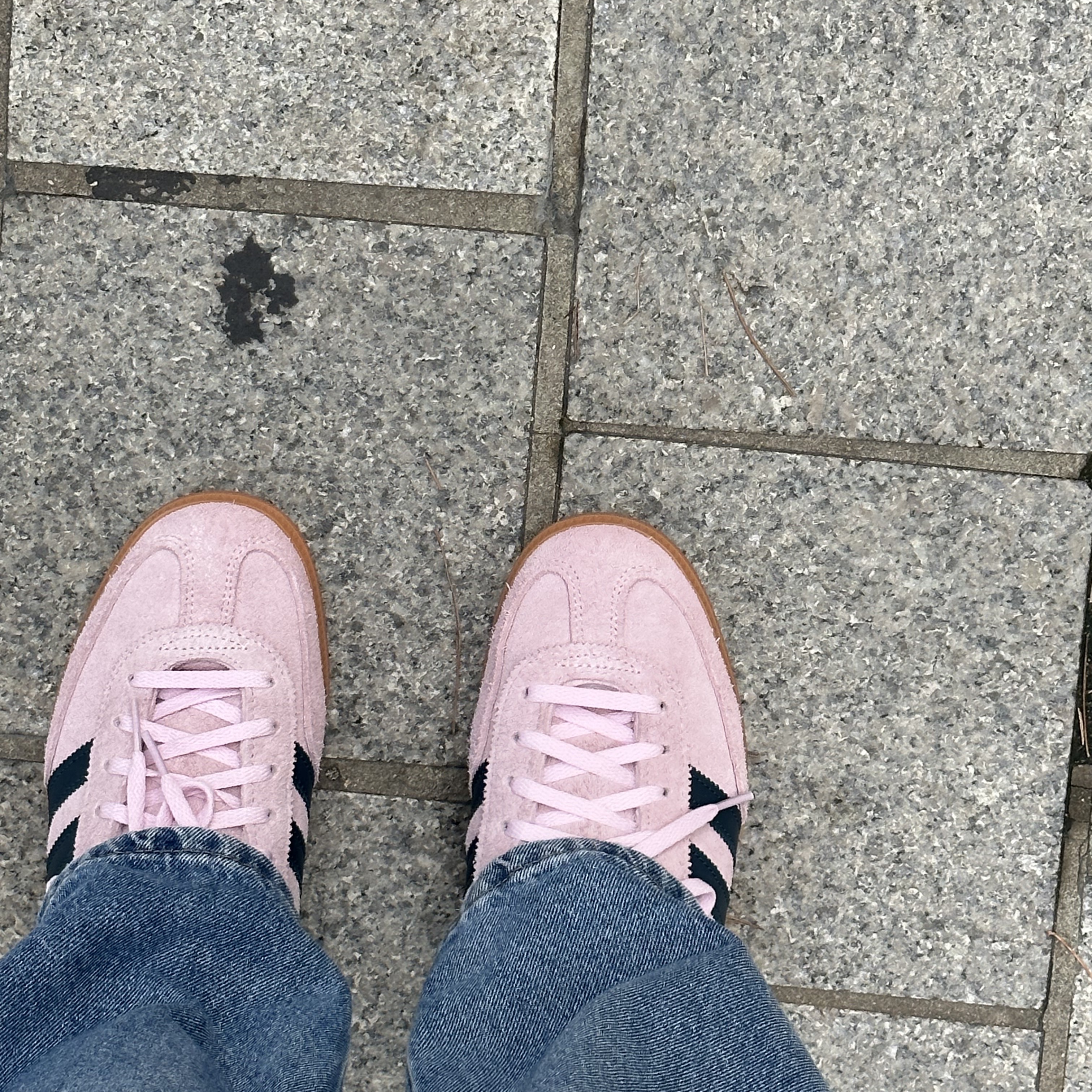 (W) Adidas Spezial Handball Clear Pink 착용 스타일