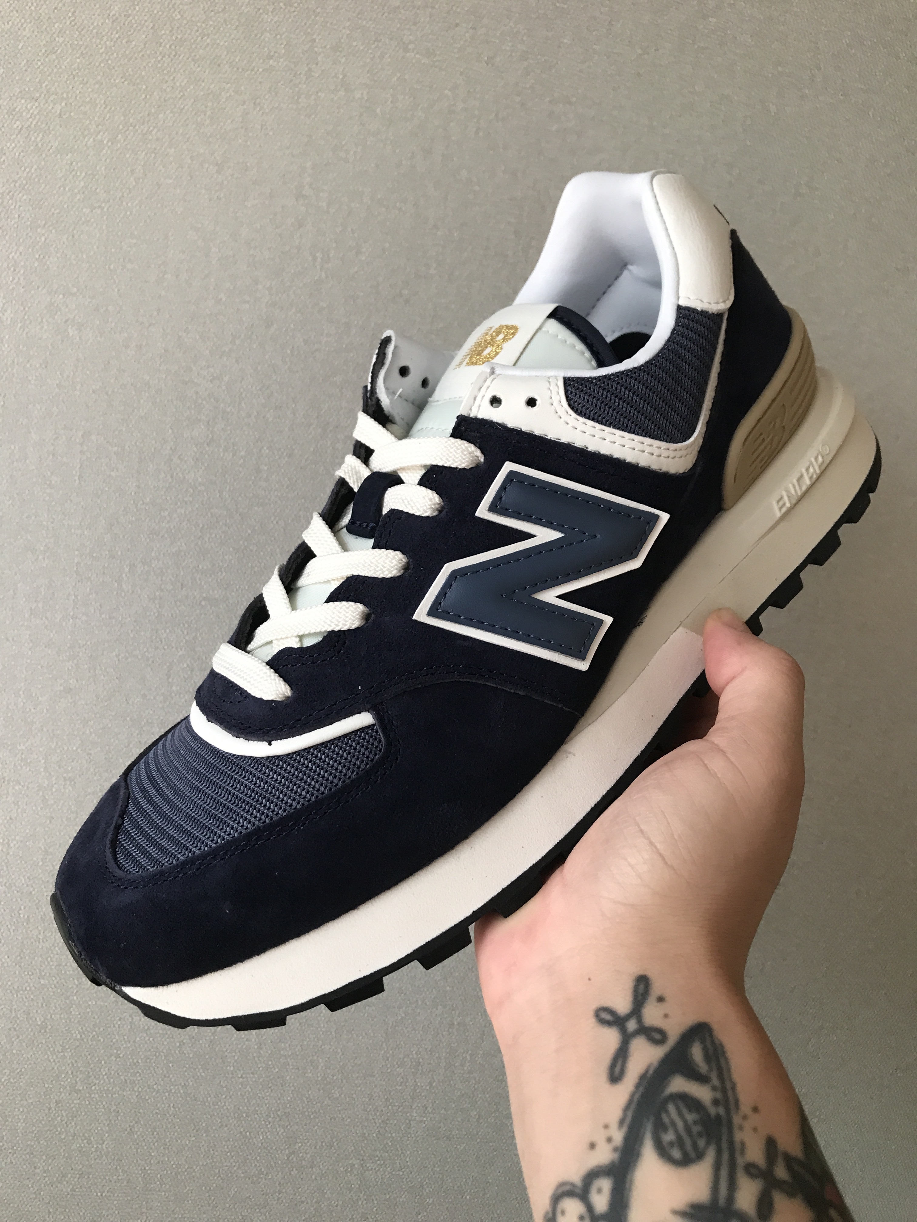 New Balance 574 Legacy Navy 착용 스타일