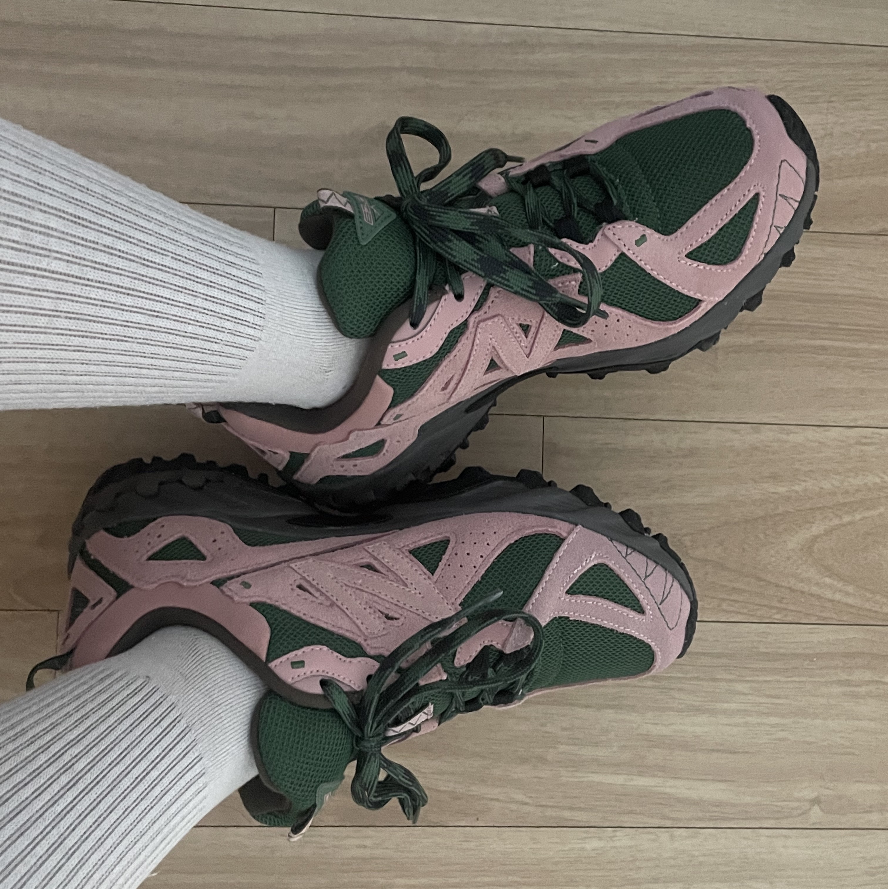 New Balance ML610T Pink Moon - D Standard 착용 스타일