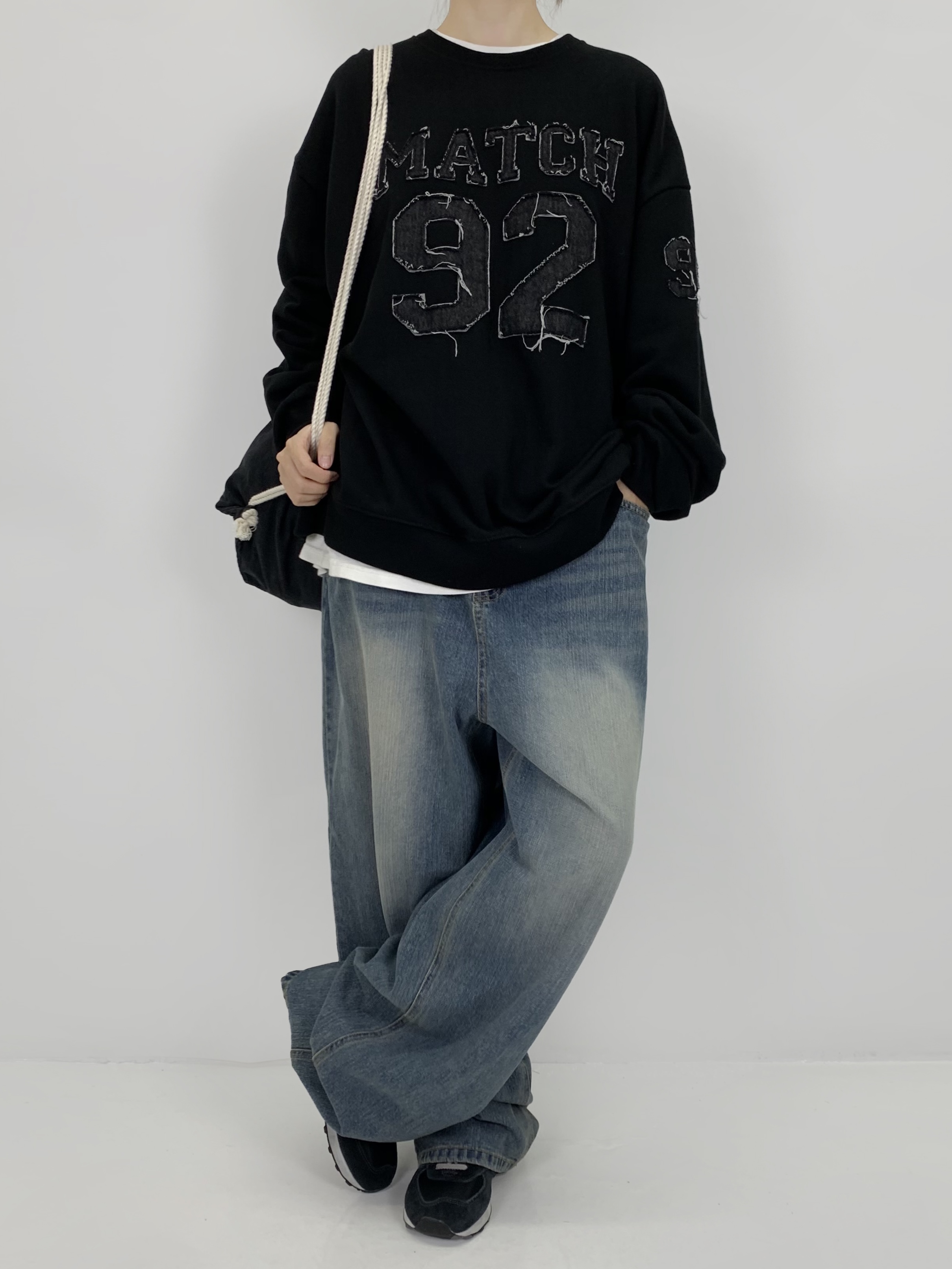 (W) New Balance 574 Black - B Standard 착용 스타일 - 3