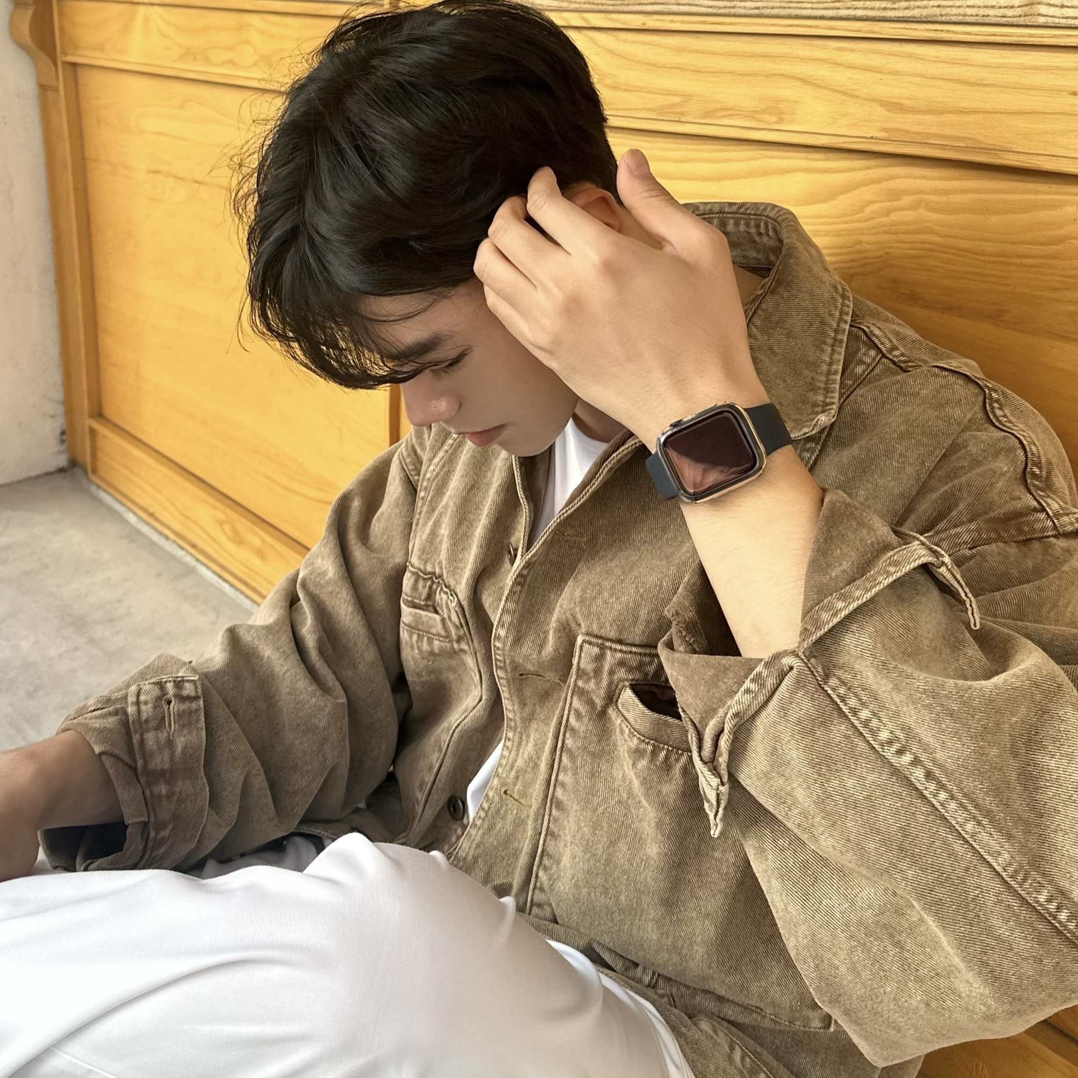 Apple Watch SE 44mm GPS Midnight Aluminum Case with Sport Band Midnight (Korean Ver.) 착용 스타일 - 1