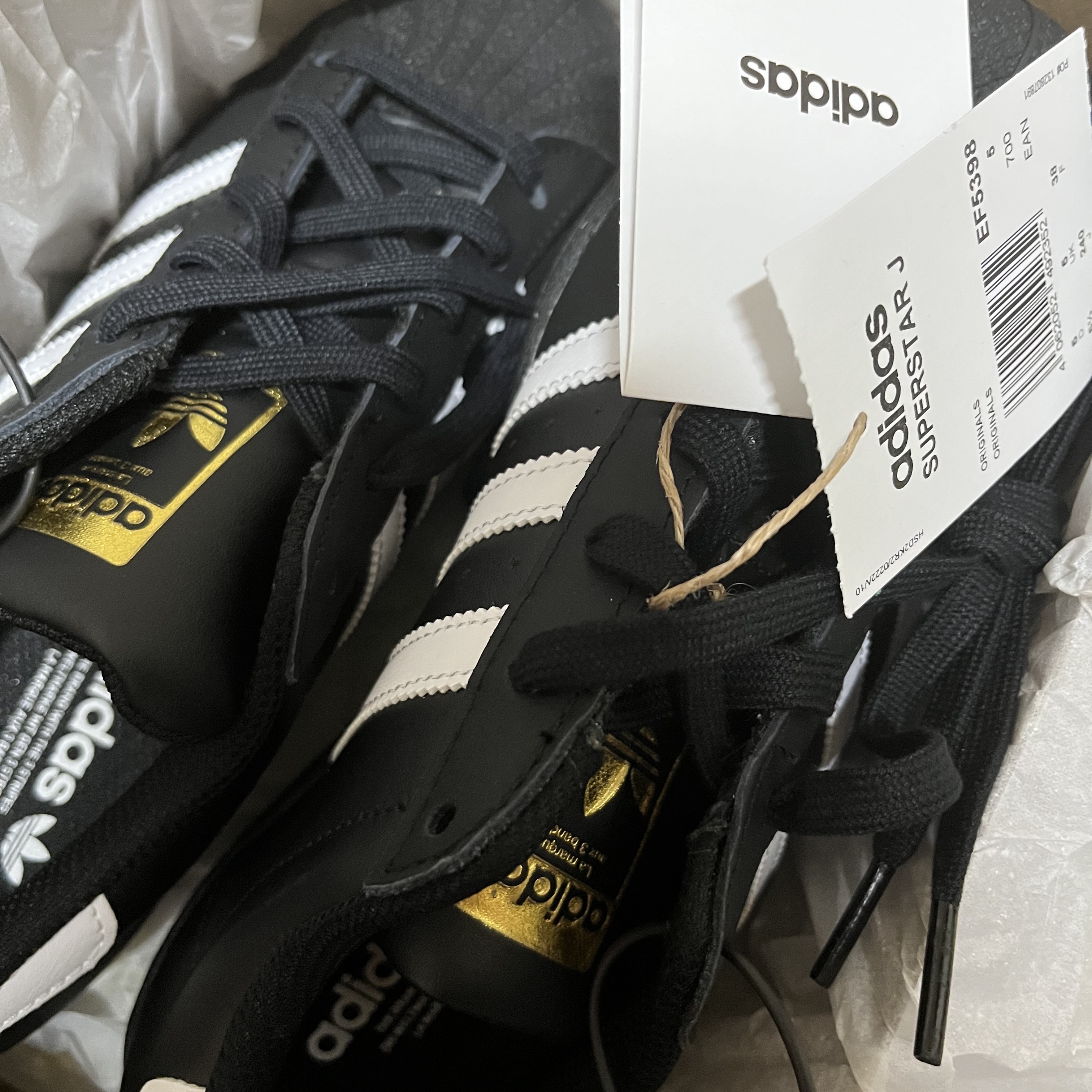 (J) Adidas Superstar Black White 착용 스타일 - 1