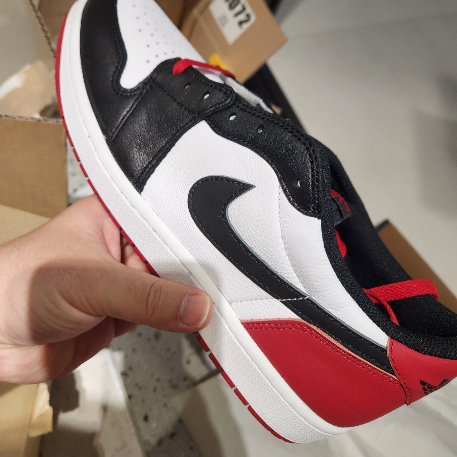 Jordan 1 Retro Low OG Black Toe 착용 스타일