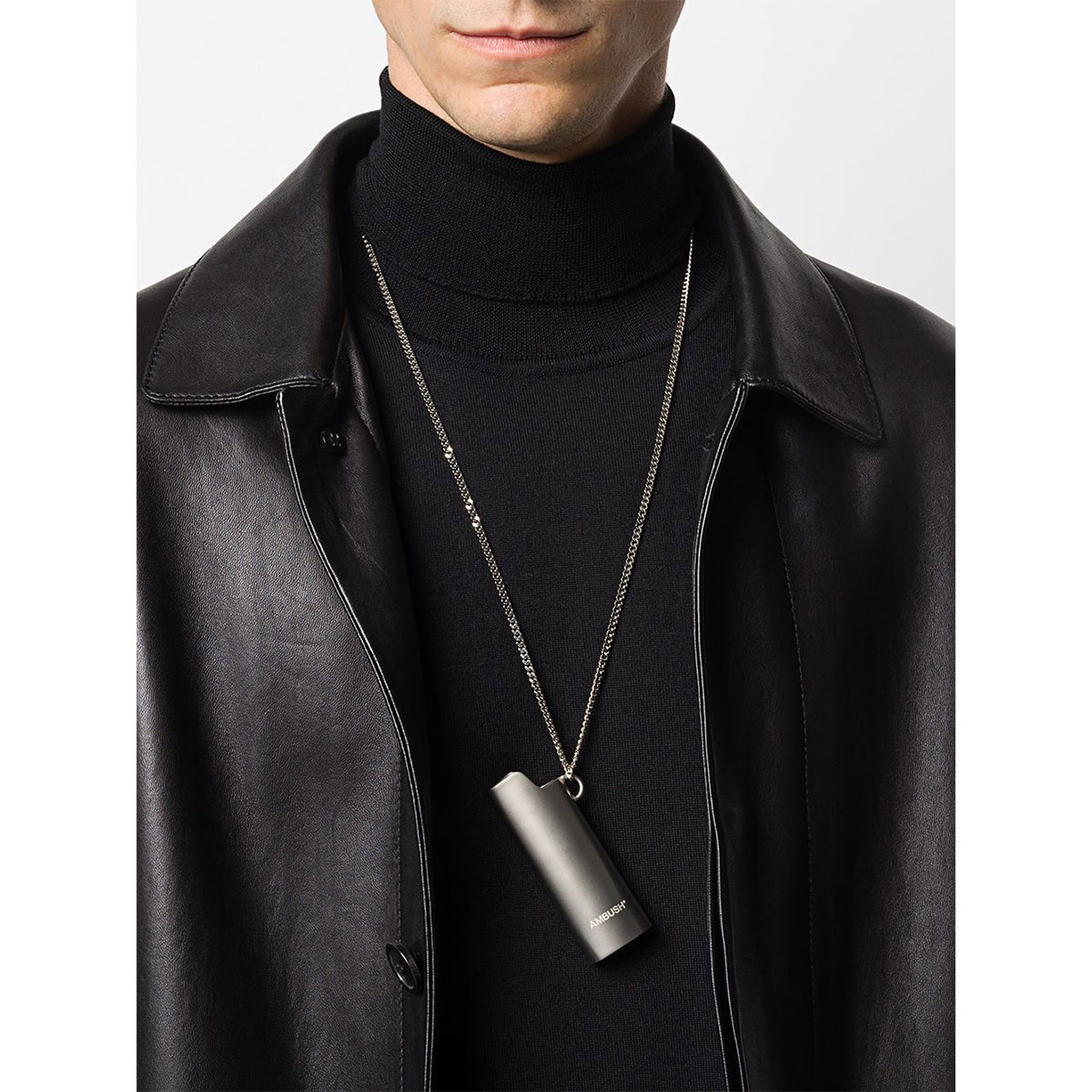 Ambush Lighter Case Necklace Silver 착용 스타일 - 1