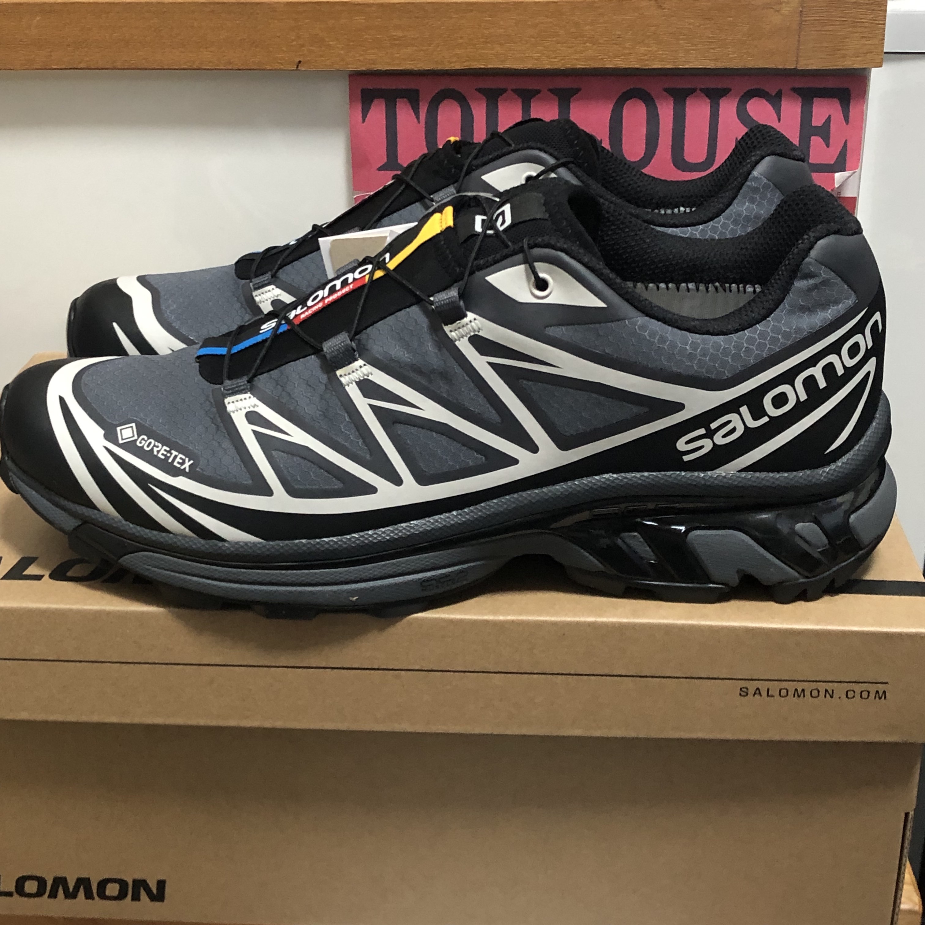 Salomon XT-6 Gore-Tex Black Ebony 착용 스타일
