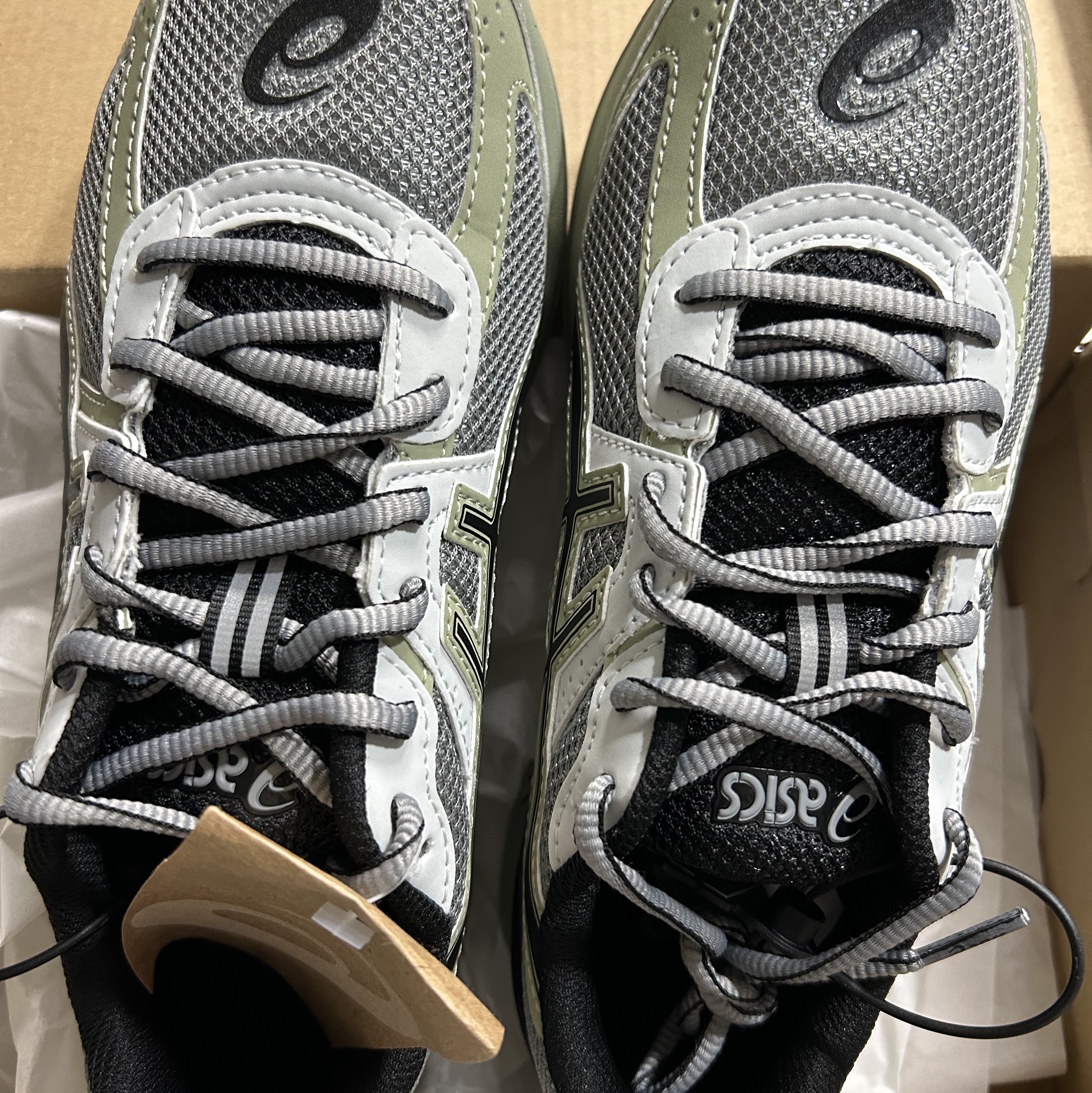 Asics Jog 100 S Sheet Rock - 2E Wide 착용 스타일