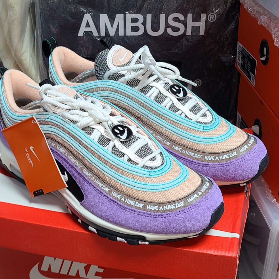 Nike Air Max 97 Have a Nike Day 착용 스타일 - 2