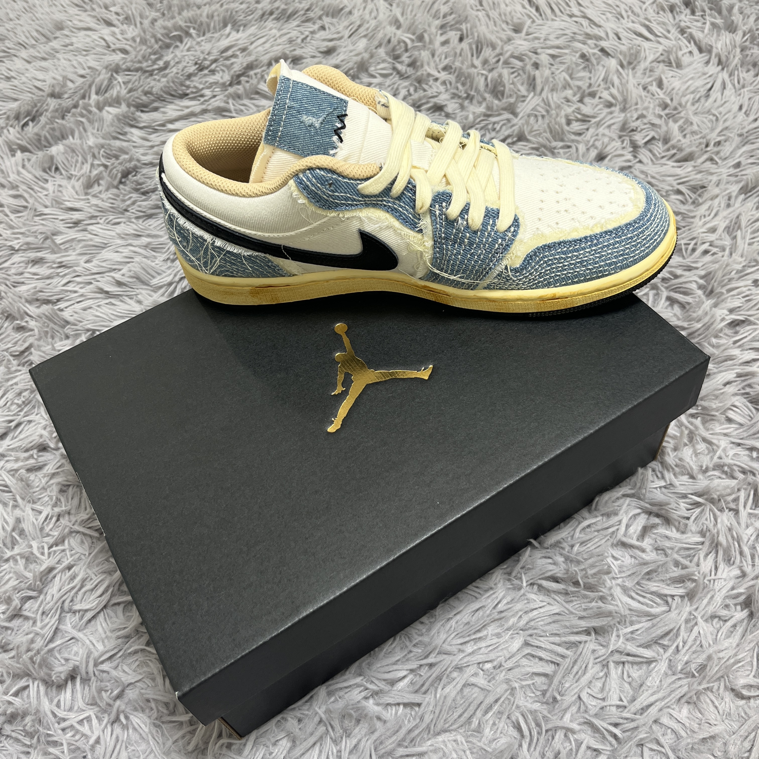 Jordan 1 Low World Make Japan 착용 스타일 - 4