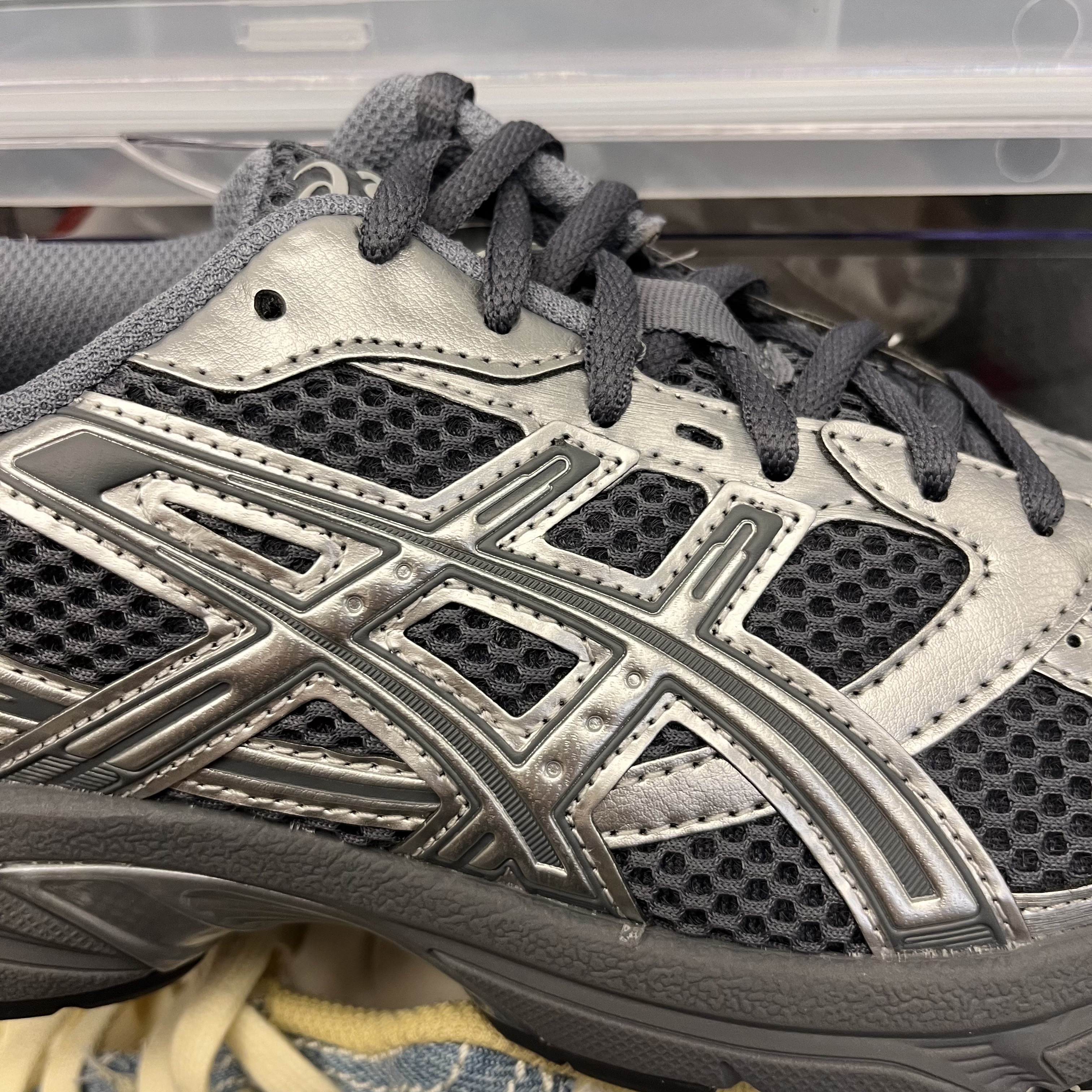Asics Gel-1130 Steel Grey Pure Silver 착용 스타일 - 2