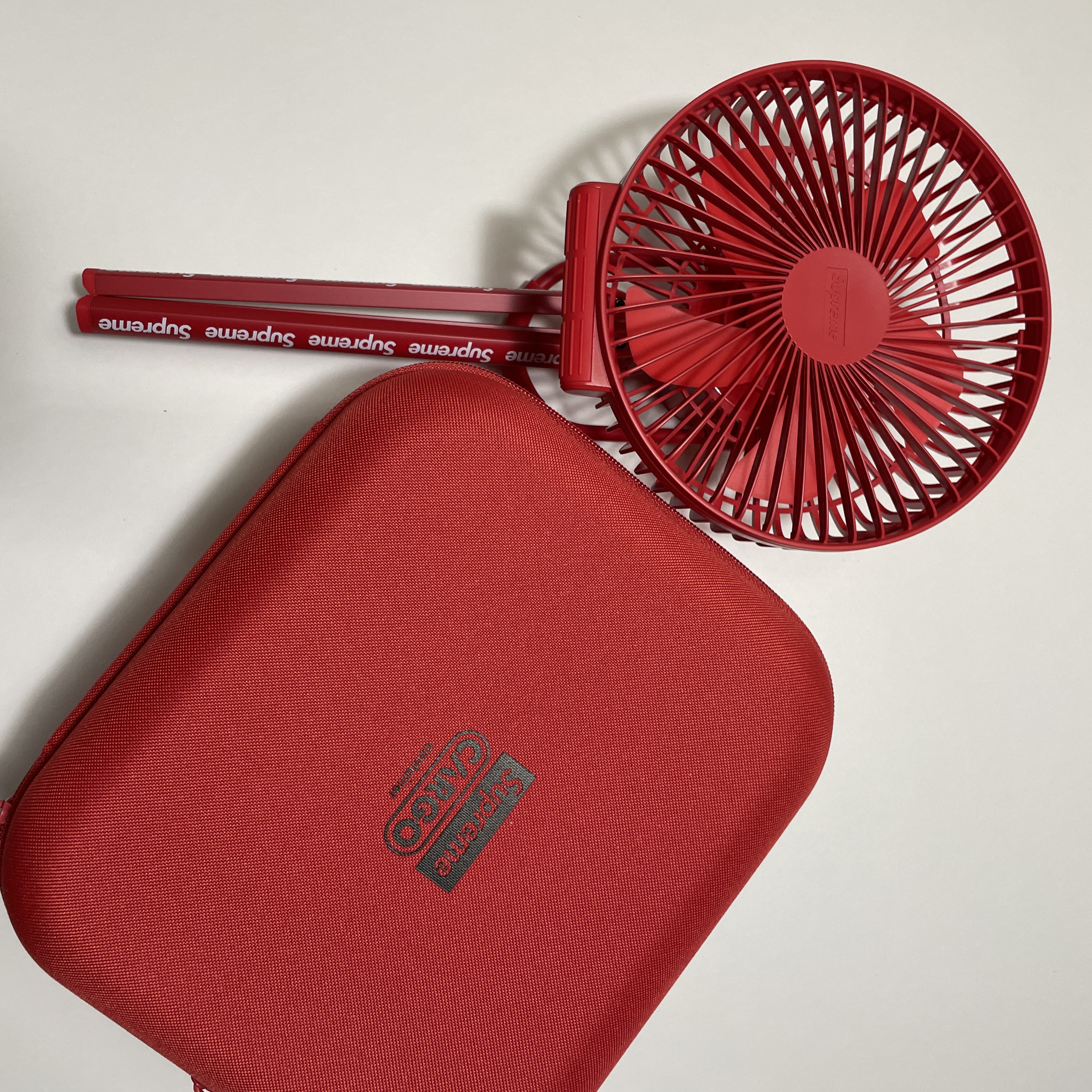 Supreme x Cargo Container Electric Fan Red - 23FW 착용 스타일 - 2
