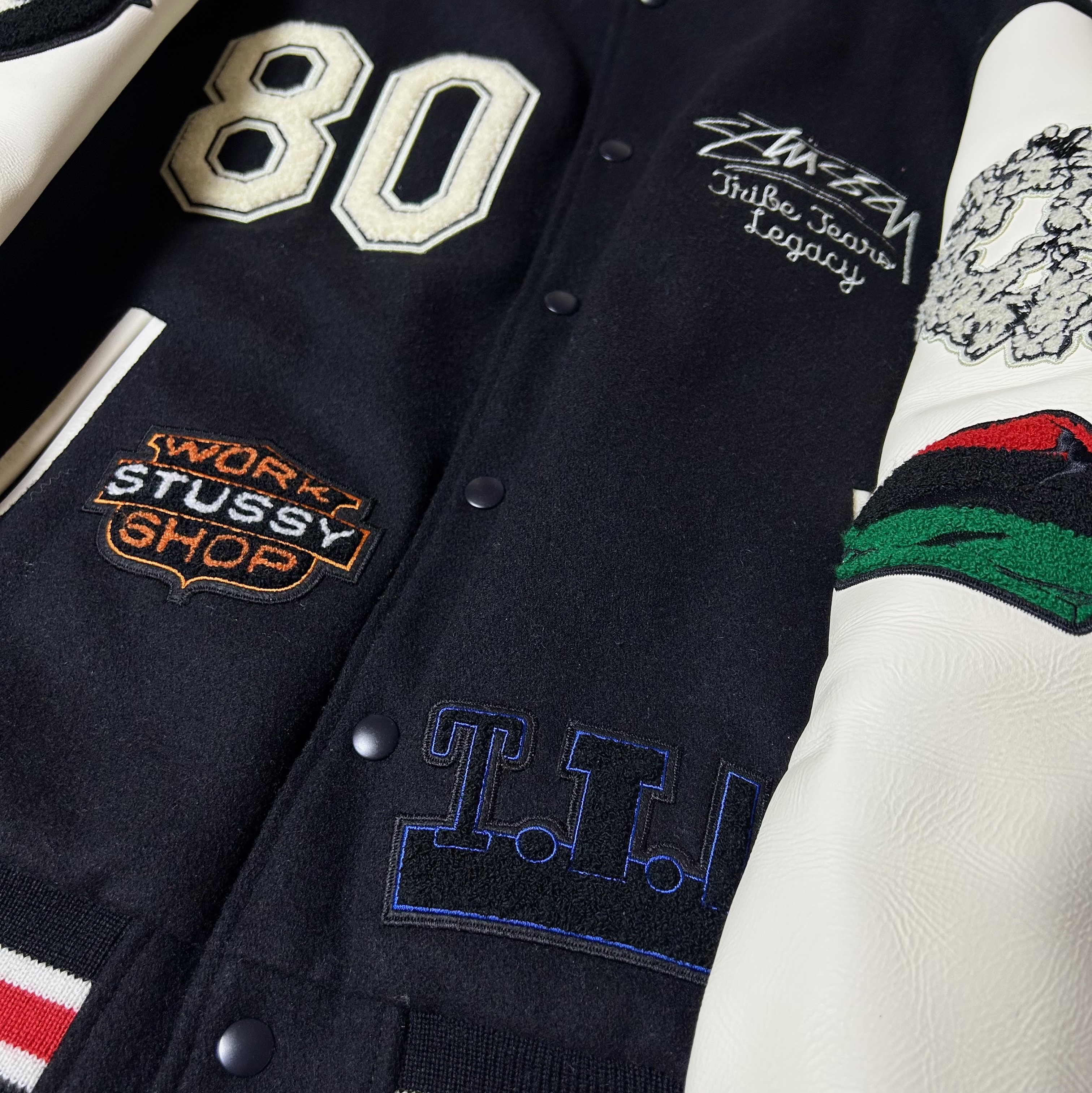 Stussy x Our Legacy x Denim Tears TTL Varsity Jacket Black 착용 스타일 - 1