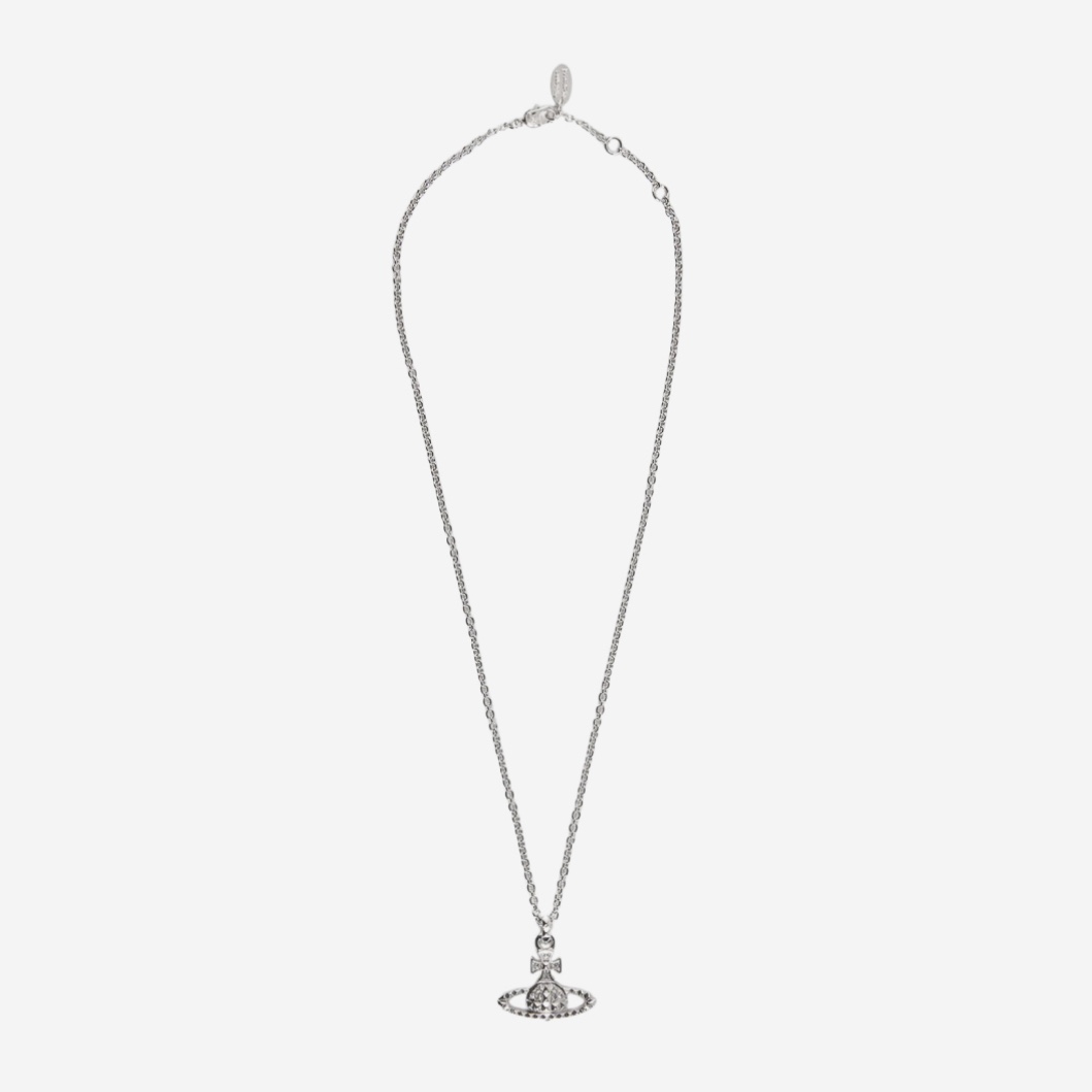 Vivienne Westwood Mayfair Bas Relief Pendant Silver 착용 스타일