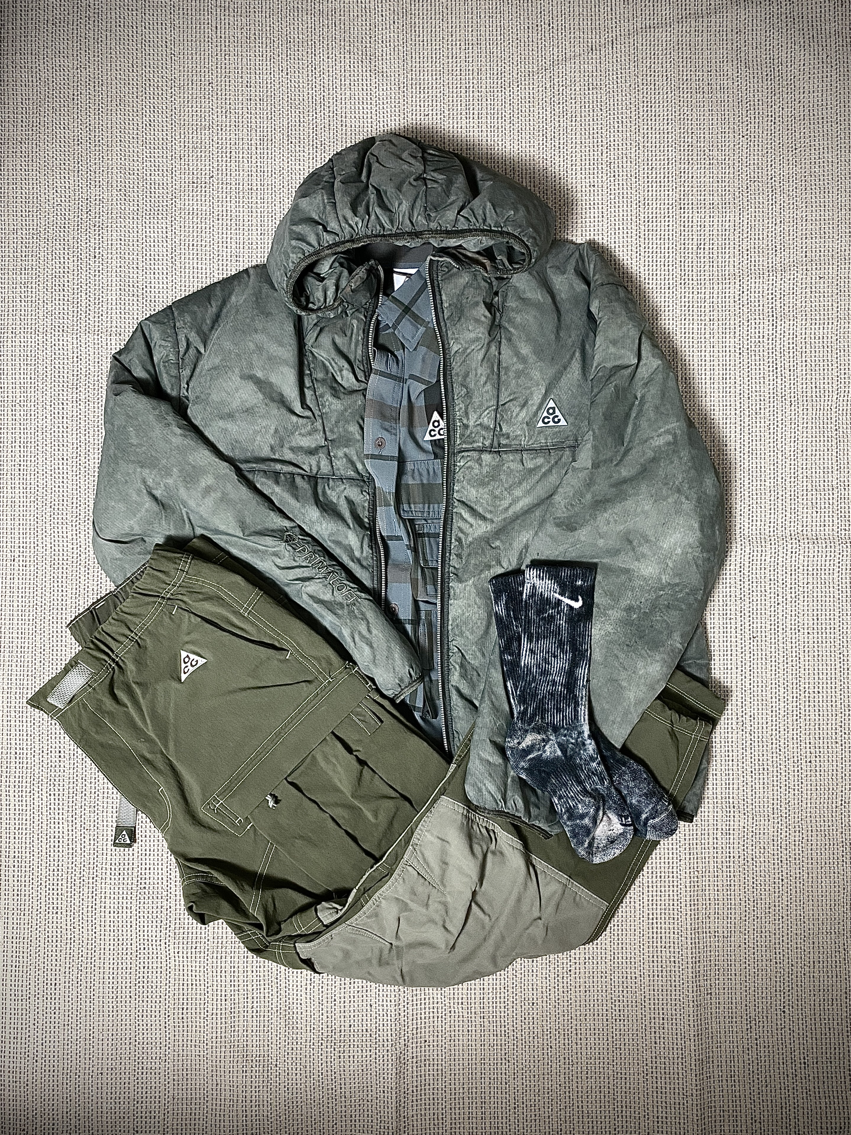 Nike NRG ACG Therma-Fit ADV Rope De Dope Light Army - Asia, Nike ACG Dri-Fit UV Devastation Trail Shirt Smoke Grey - Asia 착용 스타일 - 2