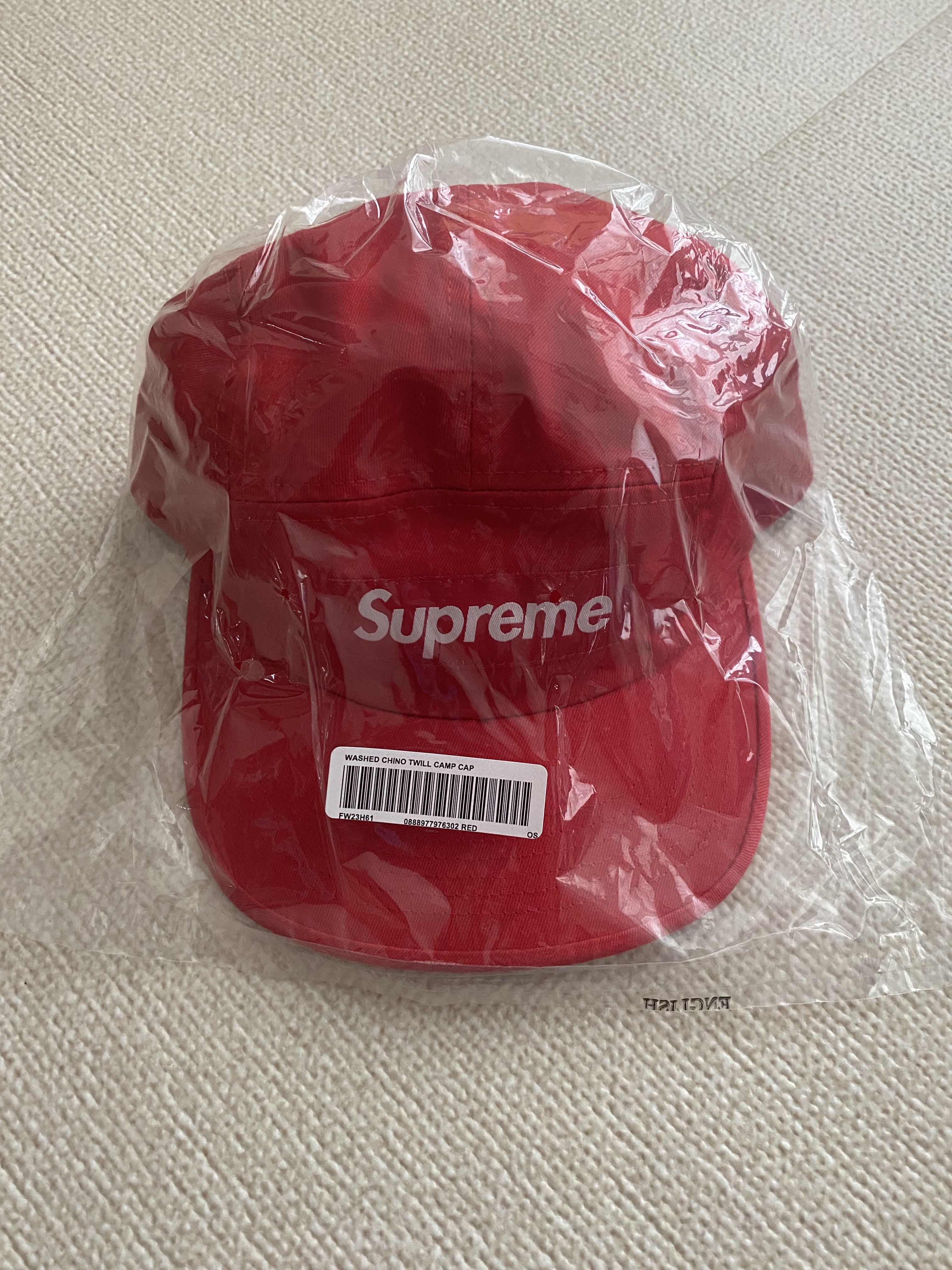 Supreme Washed Chino Twill Camp Cap Red, Supreme Washed Chino Twill Camp Cap Pine Green - 23FW 착용 스타일 - 1