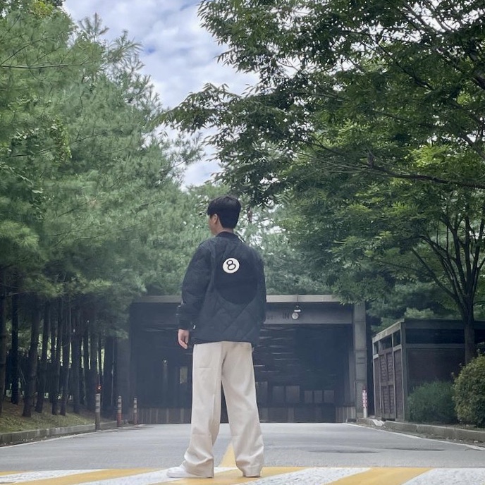 Stussy 8 Ball Quilted Liner Jacket Black, Nike Air Force 1 '07 Low White 착용 스타일 - 2