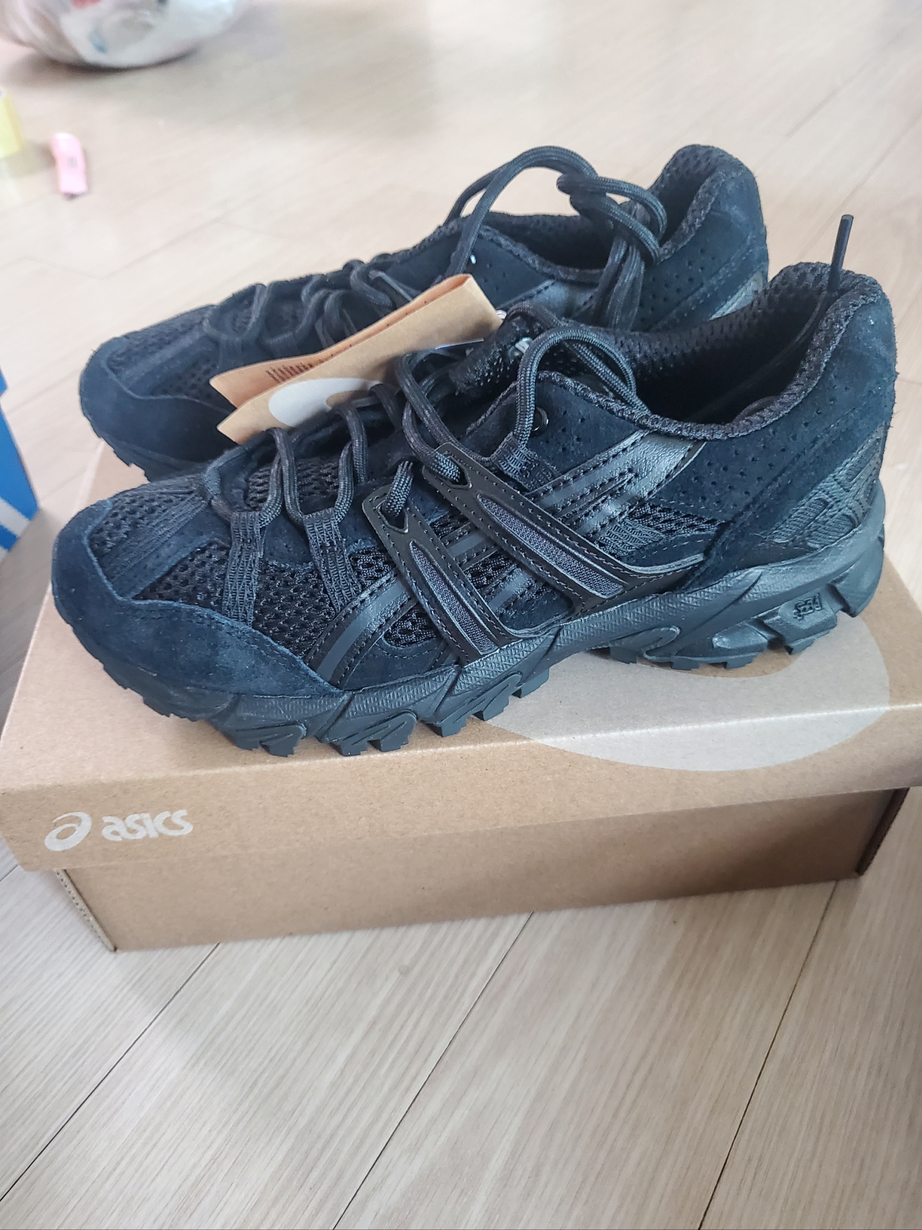 Asics Gel-Sonoma 15-50 Black 착용 스타일