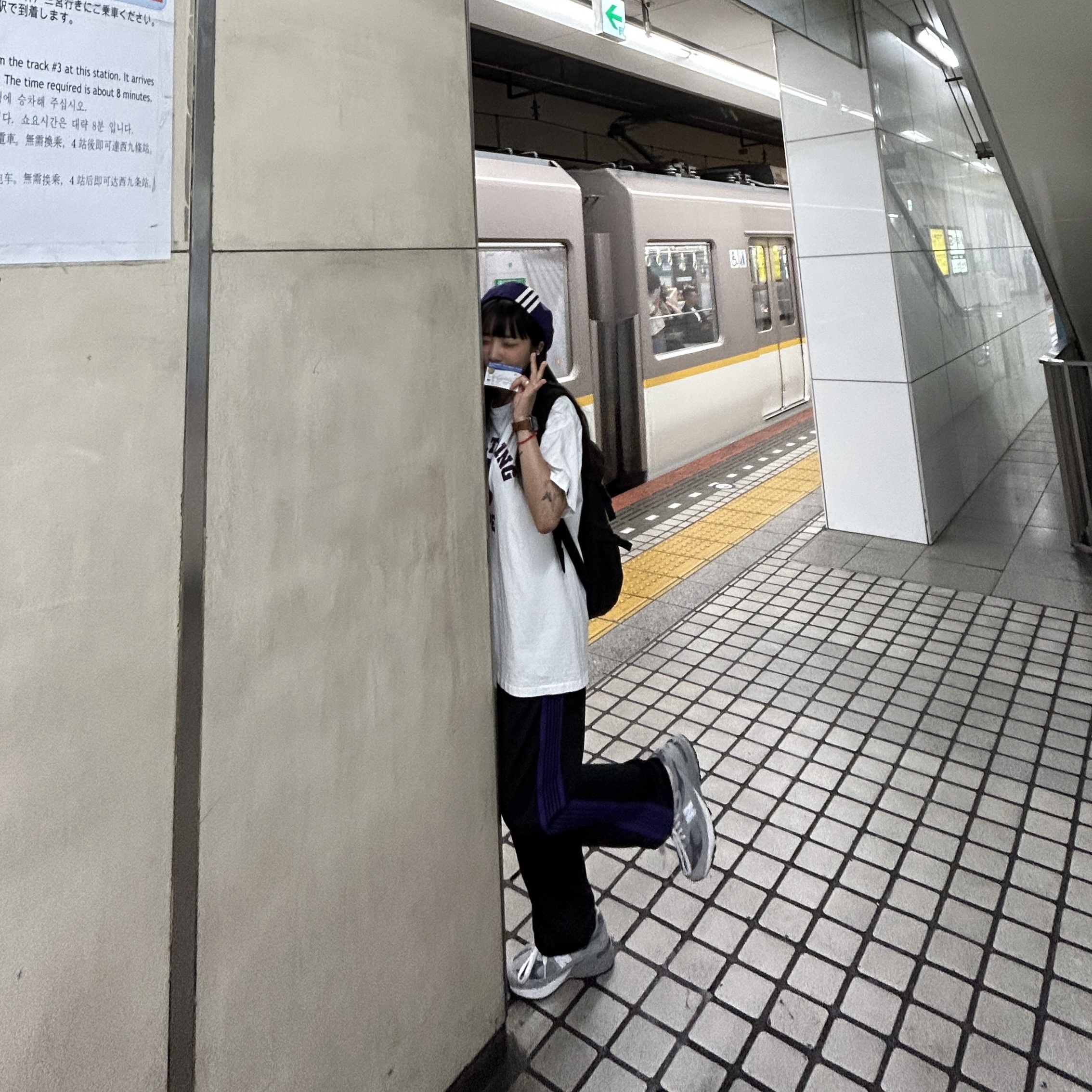 (W) New Balance 993 Made in USA Grey - B Standard 착용 스타일 - 1