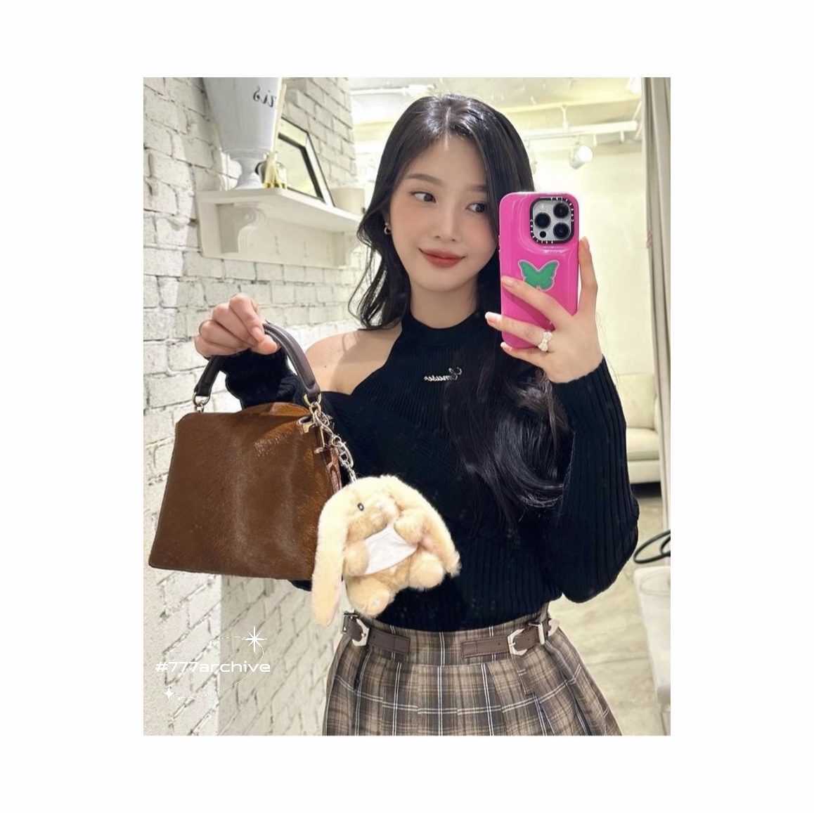 Glowny I'm Lony Keyring 착용 스타일 - 1