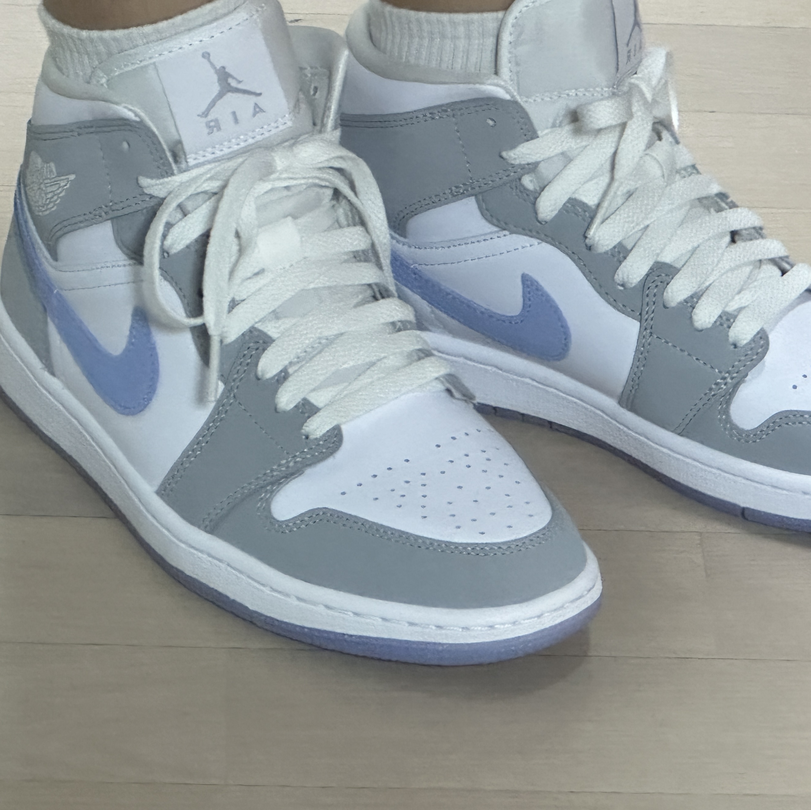 (W) Jordan 1 Mid Wolf Grey 착용 스타일
