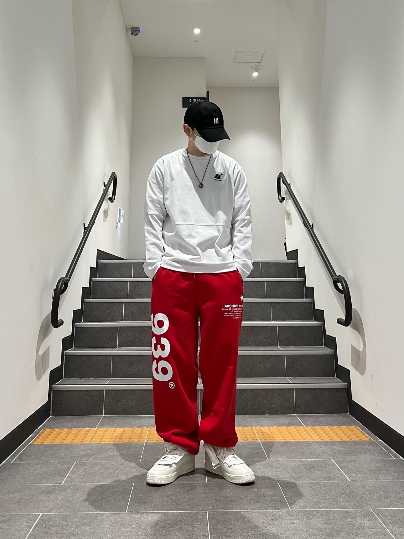 Nike x Comme des Garcons Homme Plus Air Force Mid White 착용 스타일