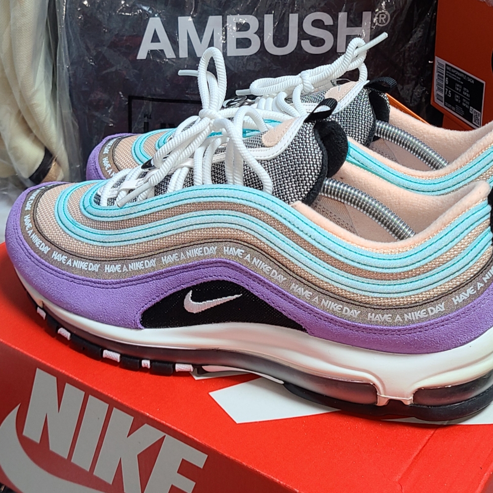Nike Air Max 97 Have a Nike Day 착용 스타일 - 3