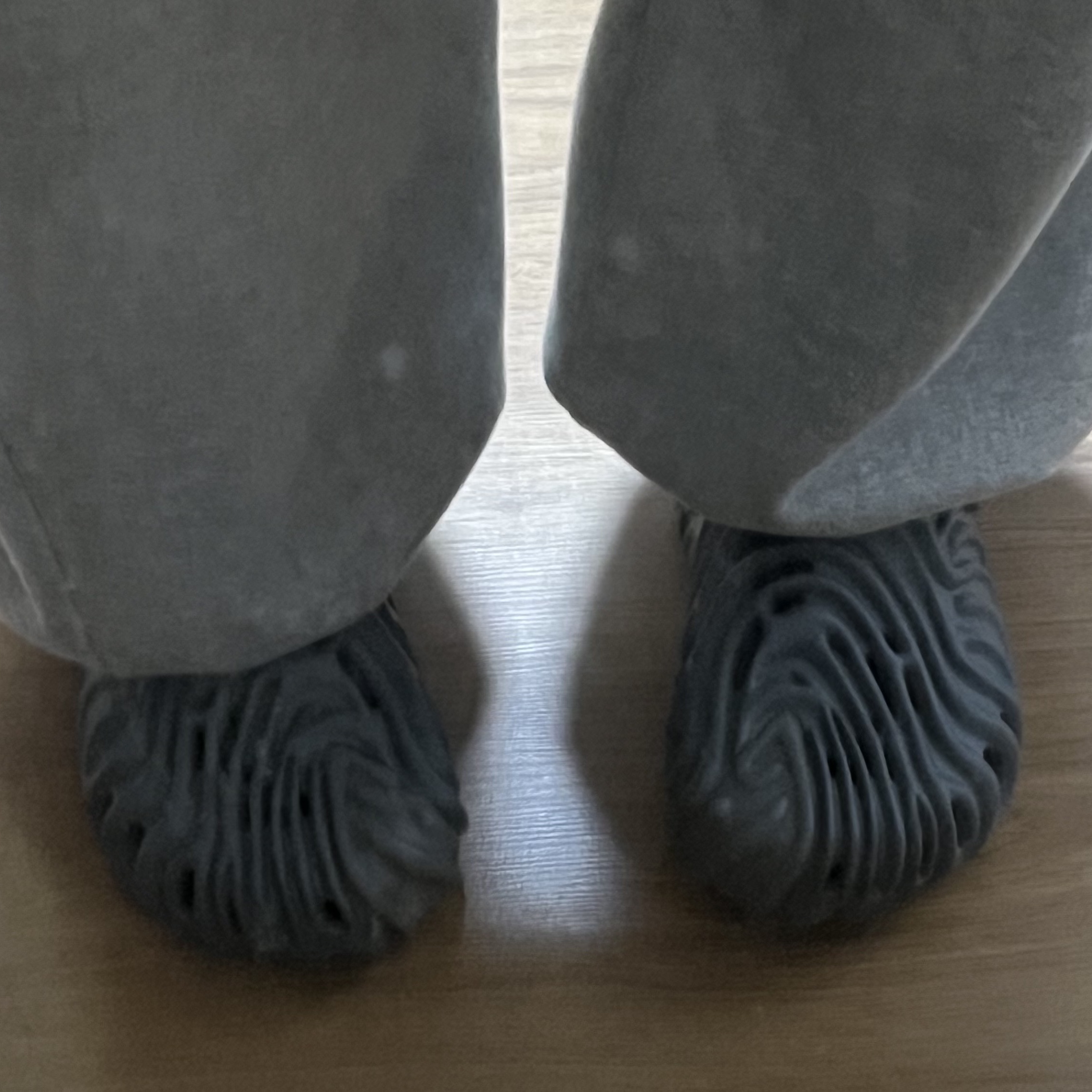 Crocs x Salehe Bembury Pollex Clog Niagara 착용 스타일