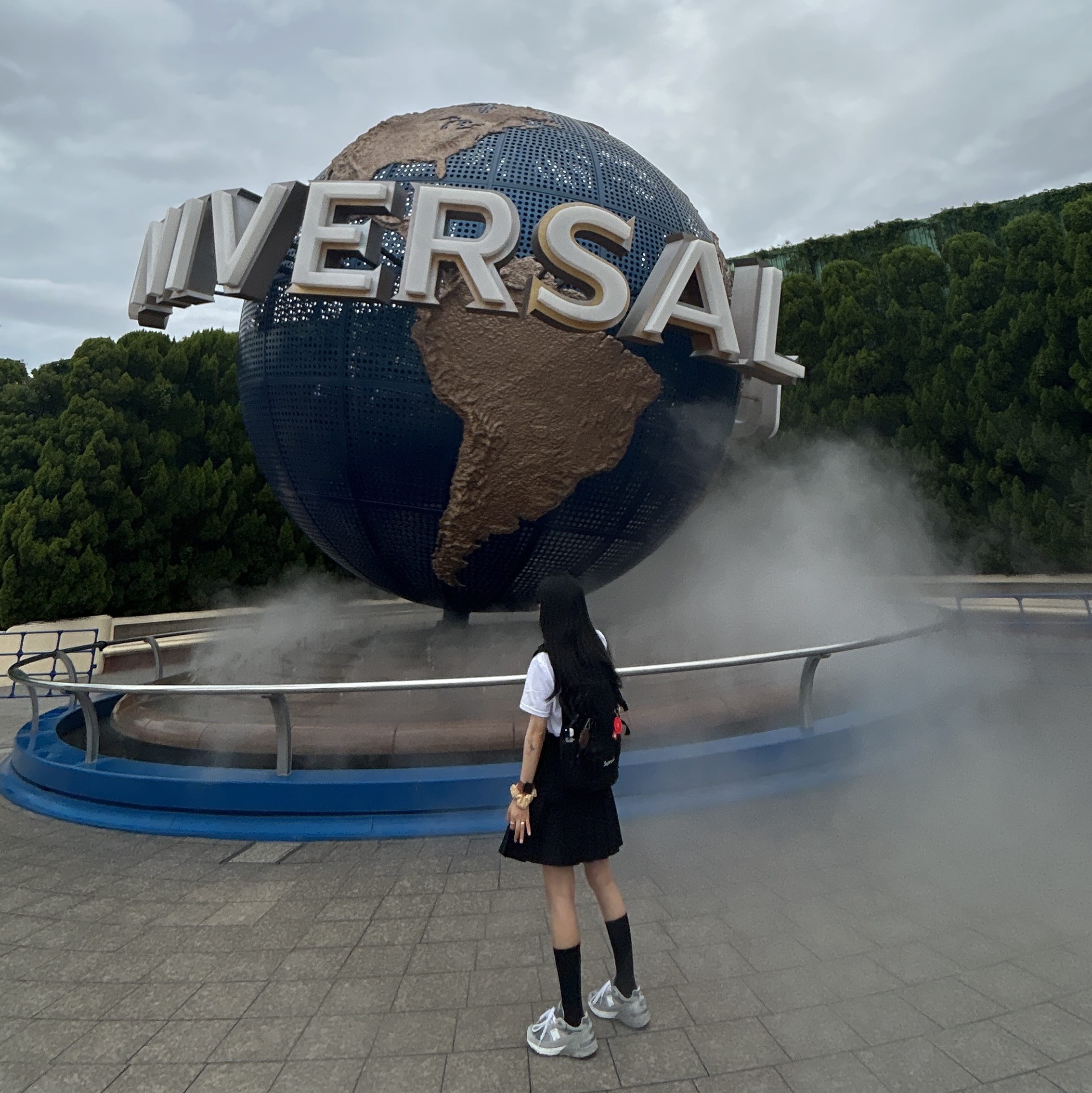 Supreme Backpack Black - 20FW, (W) New Balance 993 Made in USA Grey - B Standard 착용 스타일 - 1