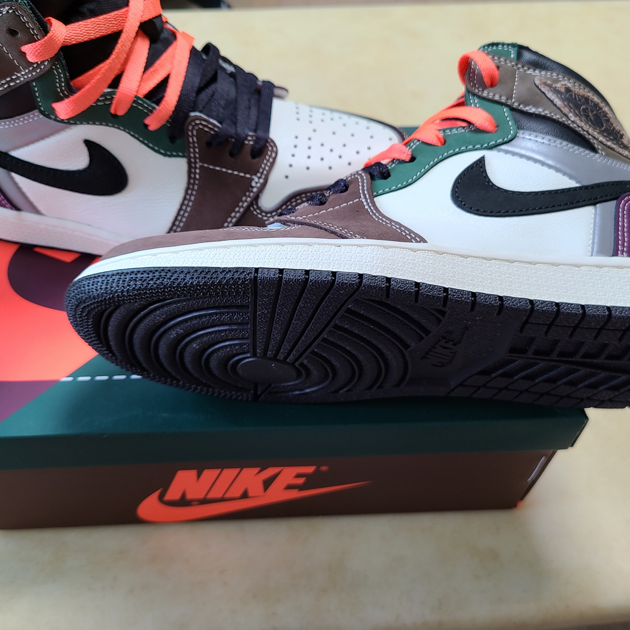 Jordan 1 Retro High OG Craft 착용 스타일 - 5