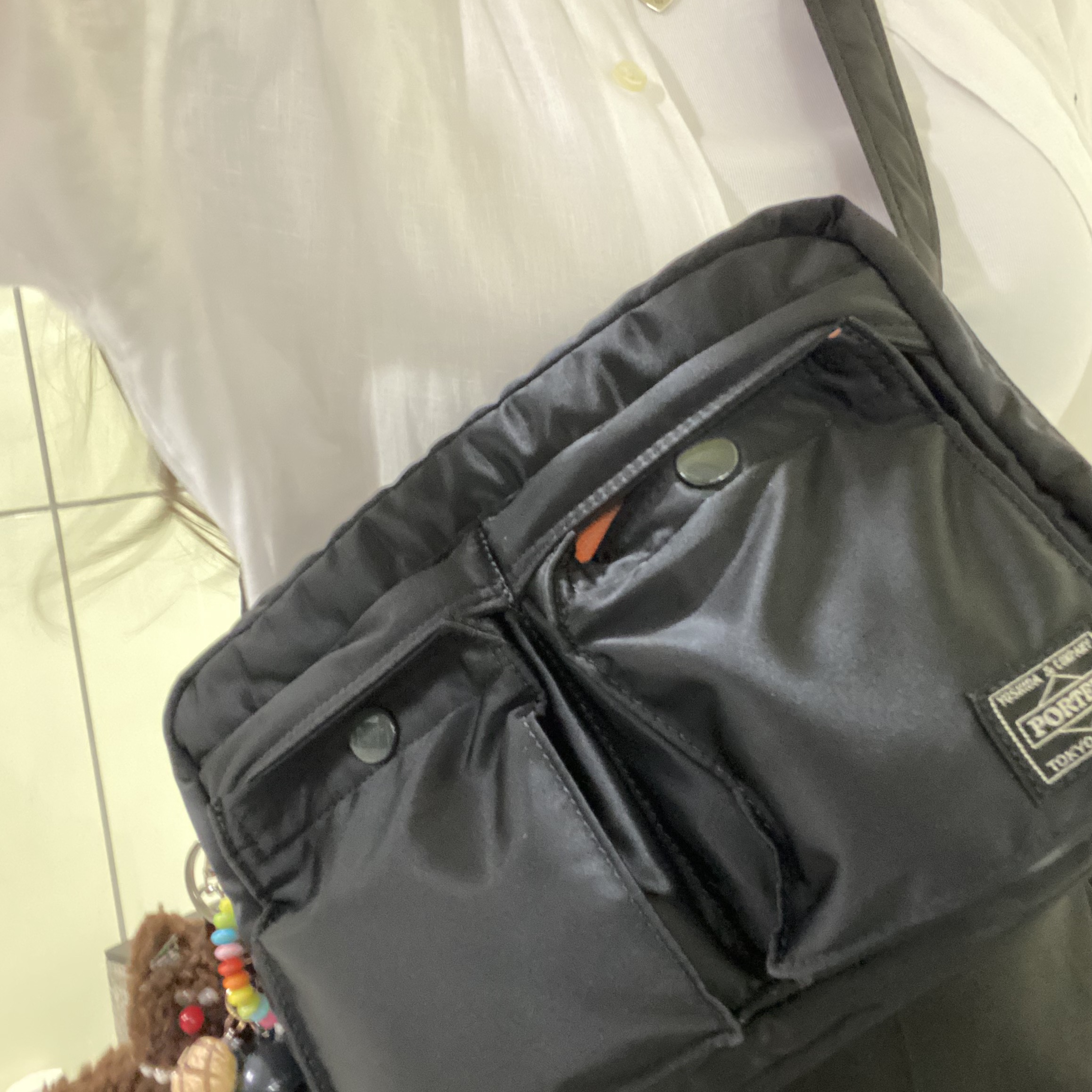 Porter Tanker Shoulder Bag S Black, Zara x Ader Error Oversize Blazer Black 착용 스타일 - 3