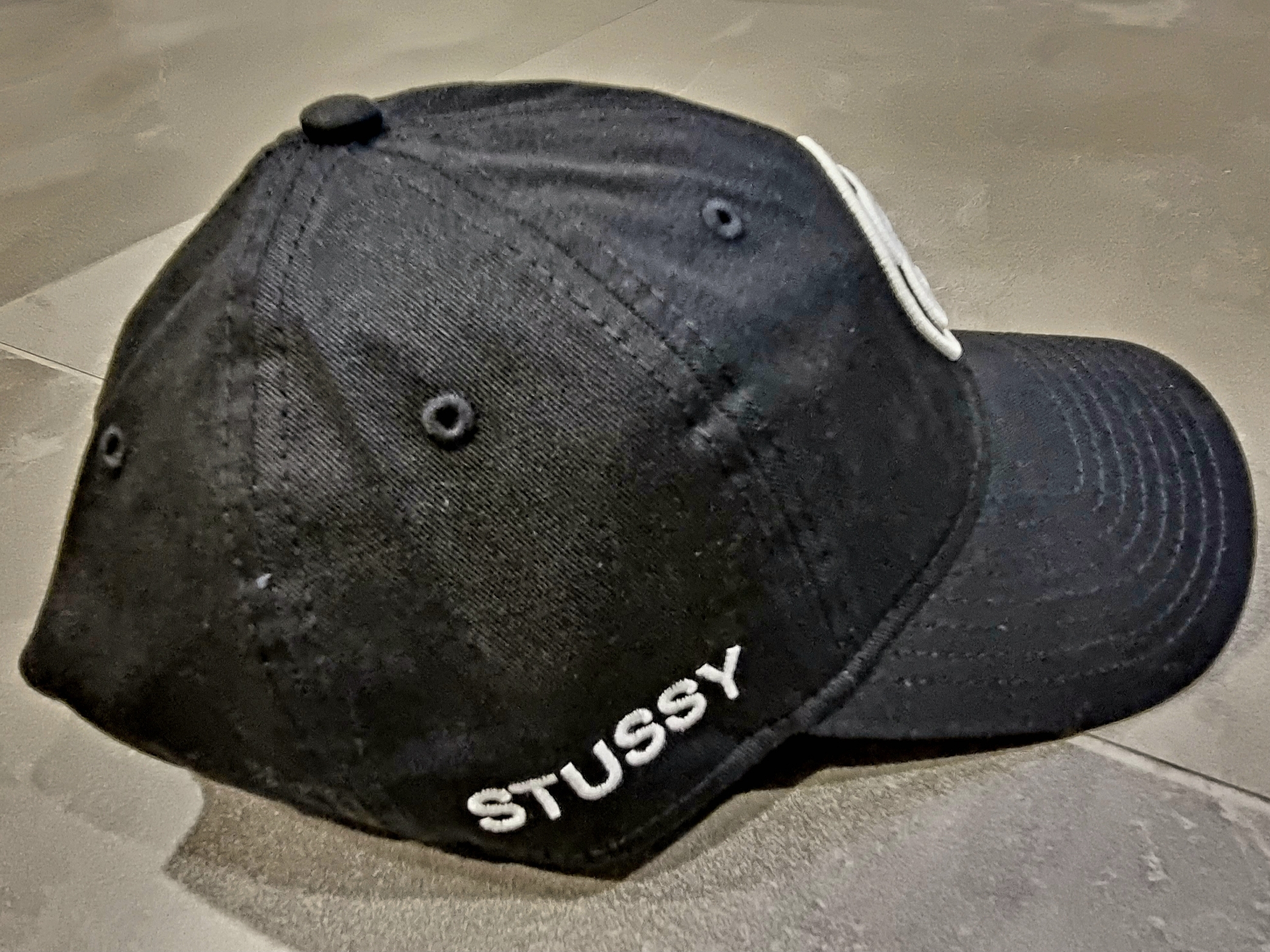 Stussy SS Link 9Twenty Cap Black 착용 스타일 - 2