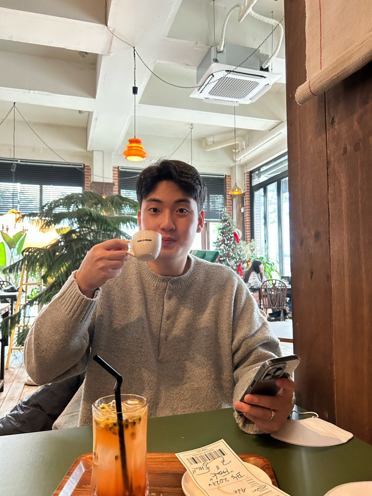 KREAM 프로필 이미지